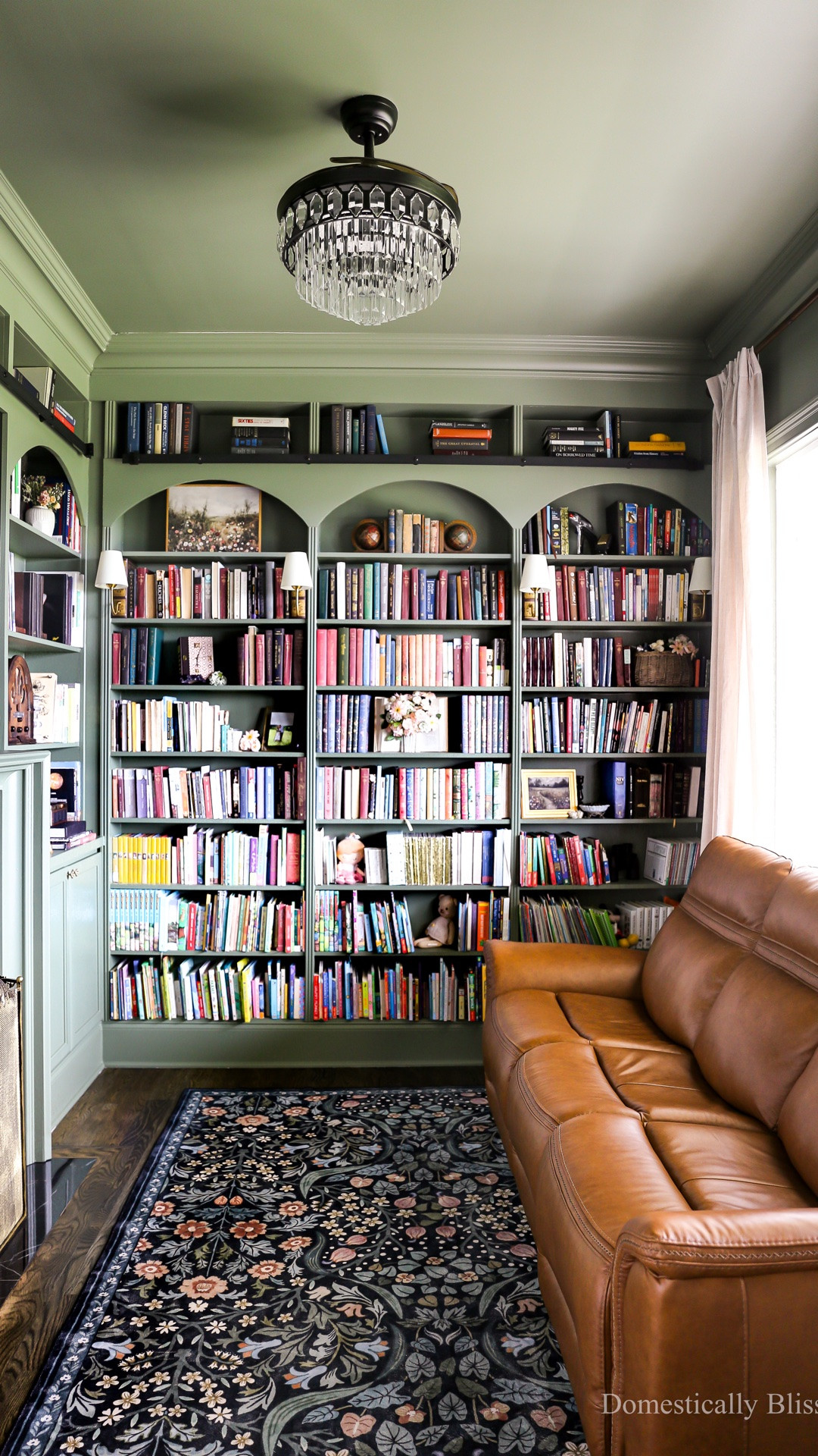 A little Home Library Tour with details about our decor, color, furniture, and more! 

See details:
https://domesticallyblissful.com/home-library-tour/

🔗 Join our newsletter: https://domesticallyblissful.com/newsletter/

#LTKHome #LTKstorytime #LTKmomlife