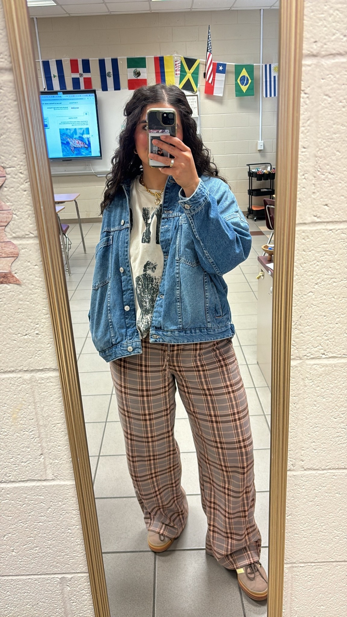 The best denim jacket from Free People!! Currently 40% off at Macys!! 