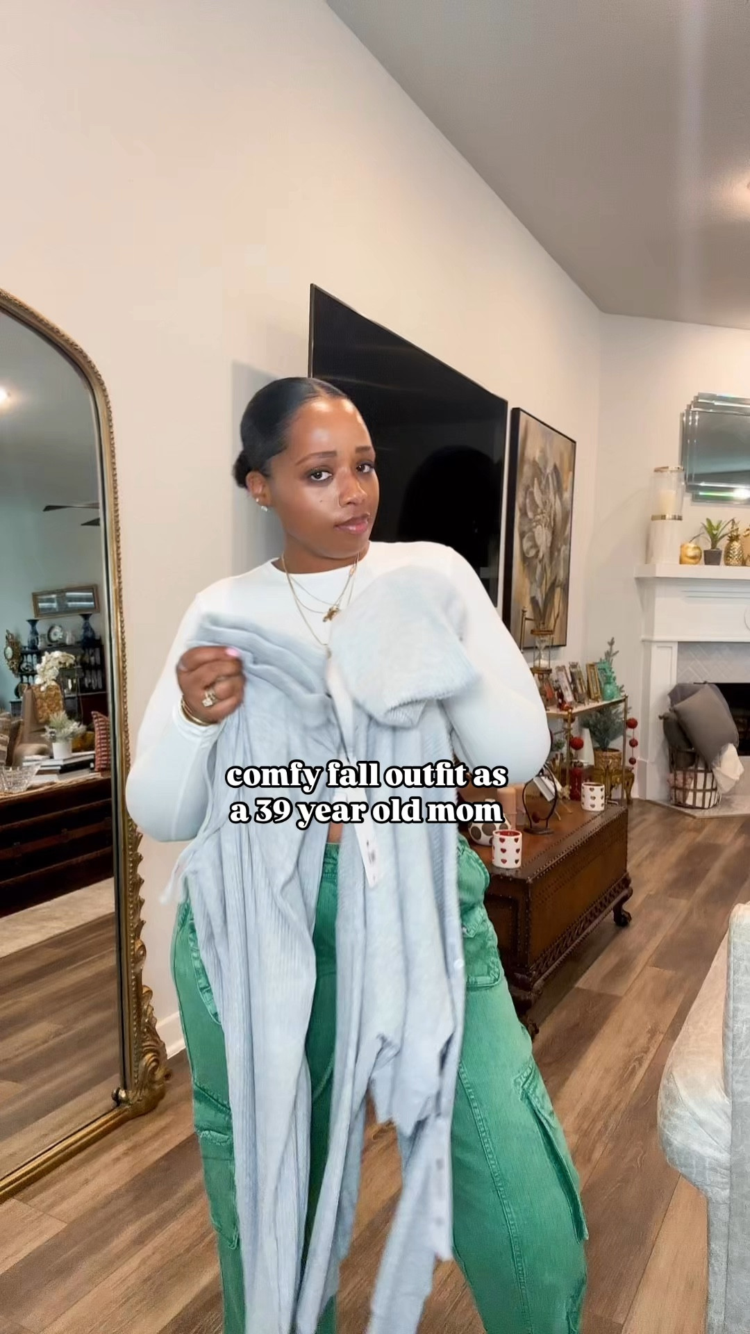 set-  medium 
Ugg-  tts 


Comfy outfit - ootd - outfit - fall outfit - fall fashion - winter outfit - winter fashion - travel outfit - matching outfit - Uggs - 

Follow my shop @styledbylynnai on the @shop.LTK app to shop this post and get my exclusive app-only content!

#liketkit #LTKMidsize #LTKFindsUnder100 #LTKStyleTip
@shop.ltk
https://liketk.it/4VVkQ