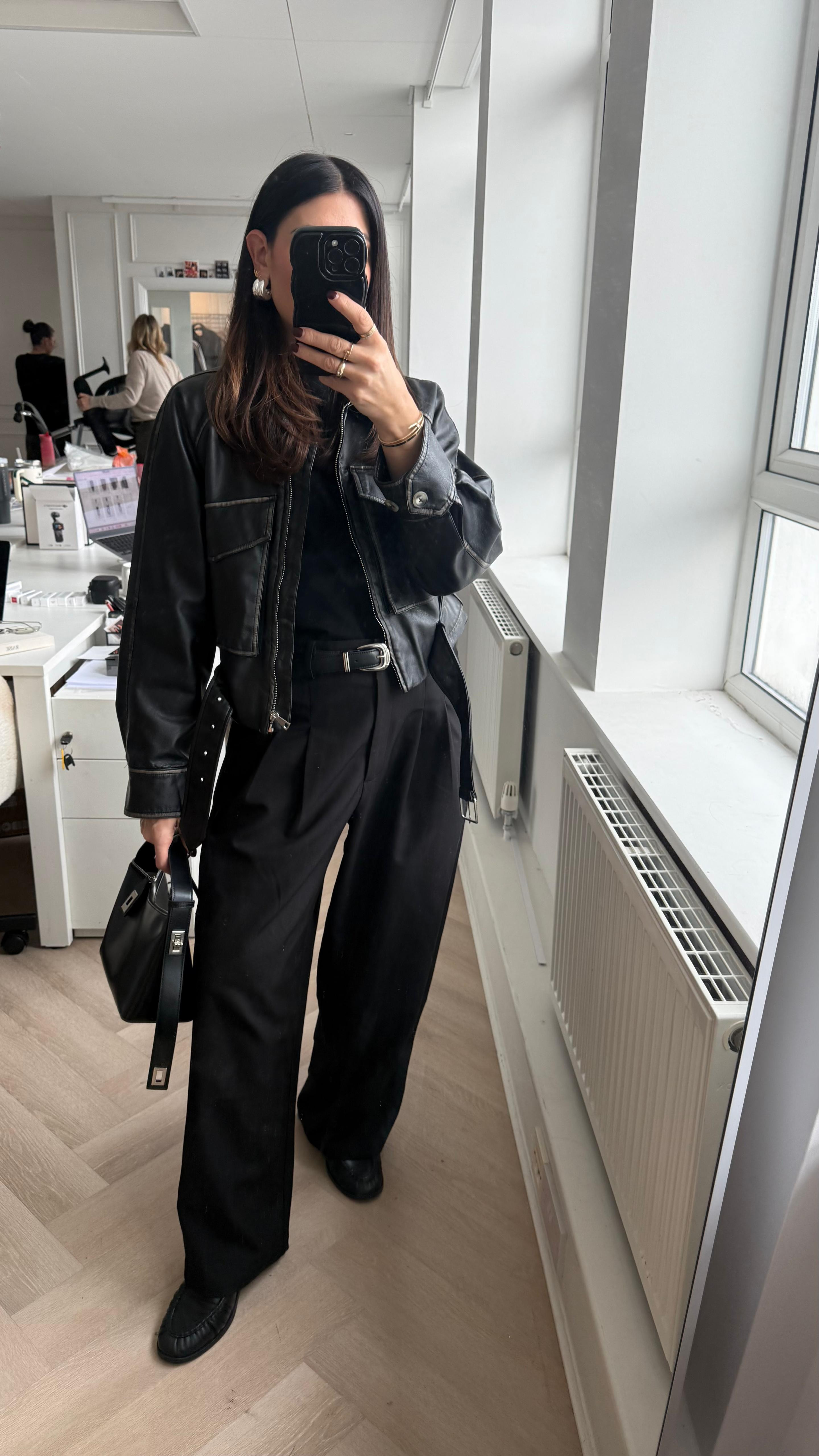 An all black outfit 🖤

 

#LTKFashionMonth #LTKuk #LTKstyletip