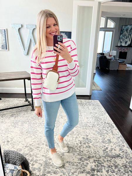 Casual Everyday Outfit

Fit Tips: Sweater: tts, Jeans: Size up

Casual outfit | Amazon fashion | Everyday outfit | How to style | Outfit ideas | OOTD

#LTKunder50 #LTKstyletip #LTKfit