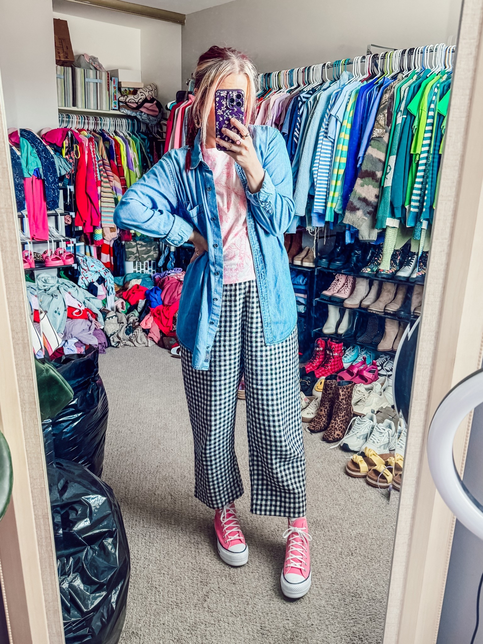 Today’s ootd 
Tee - medium - Walmart 
Pants -  medium - old navy 
Shoes - converse 
Earrings - Maurice’s 

#LTKmomlife #LTKootd #LTKSeasonal
