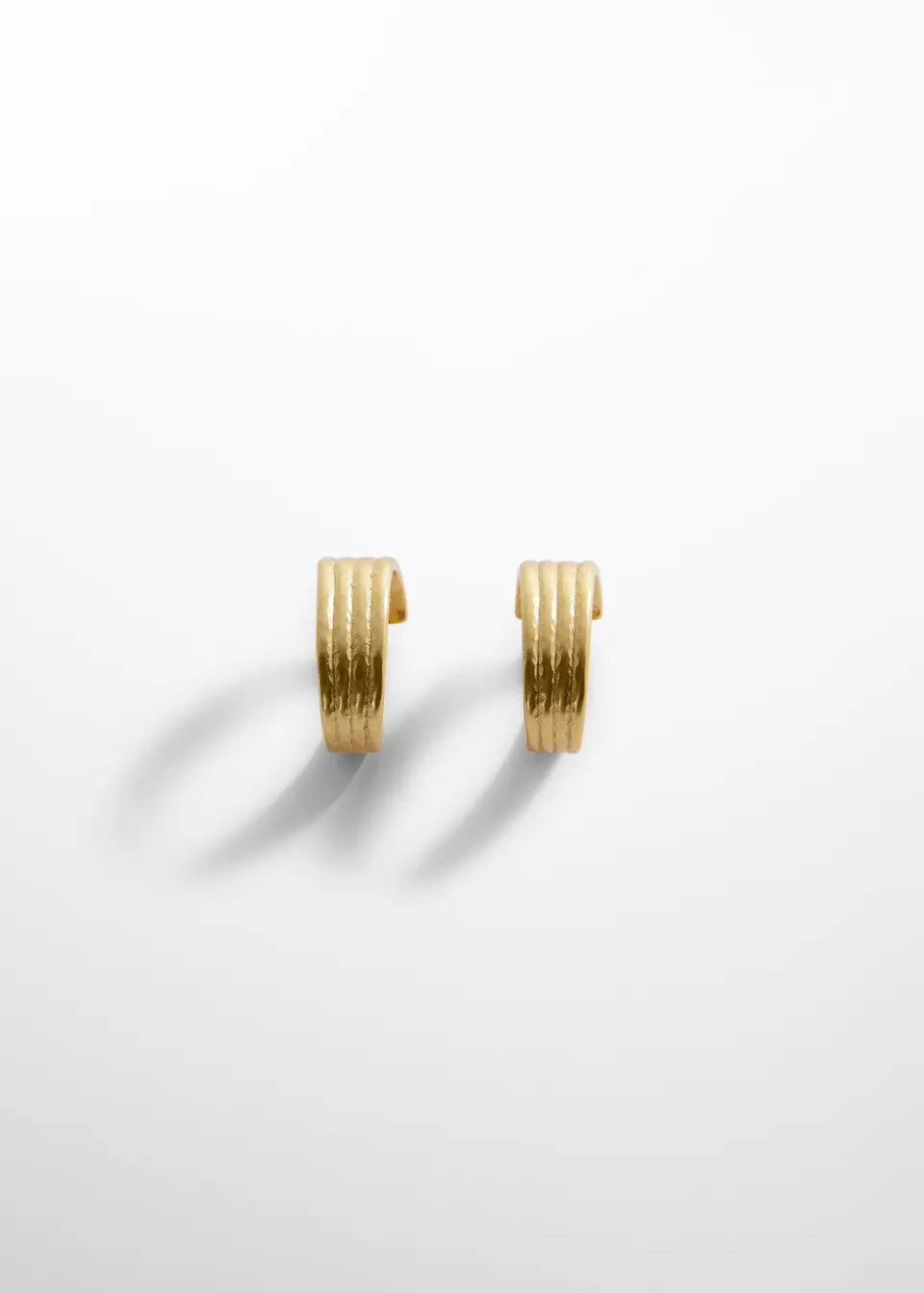 Search: gold earrings (68) | Mango USA | MANGO (US)
