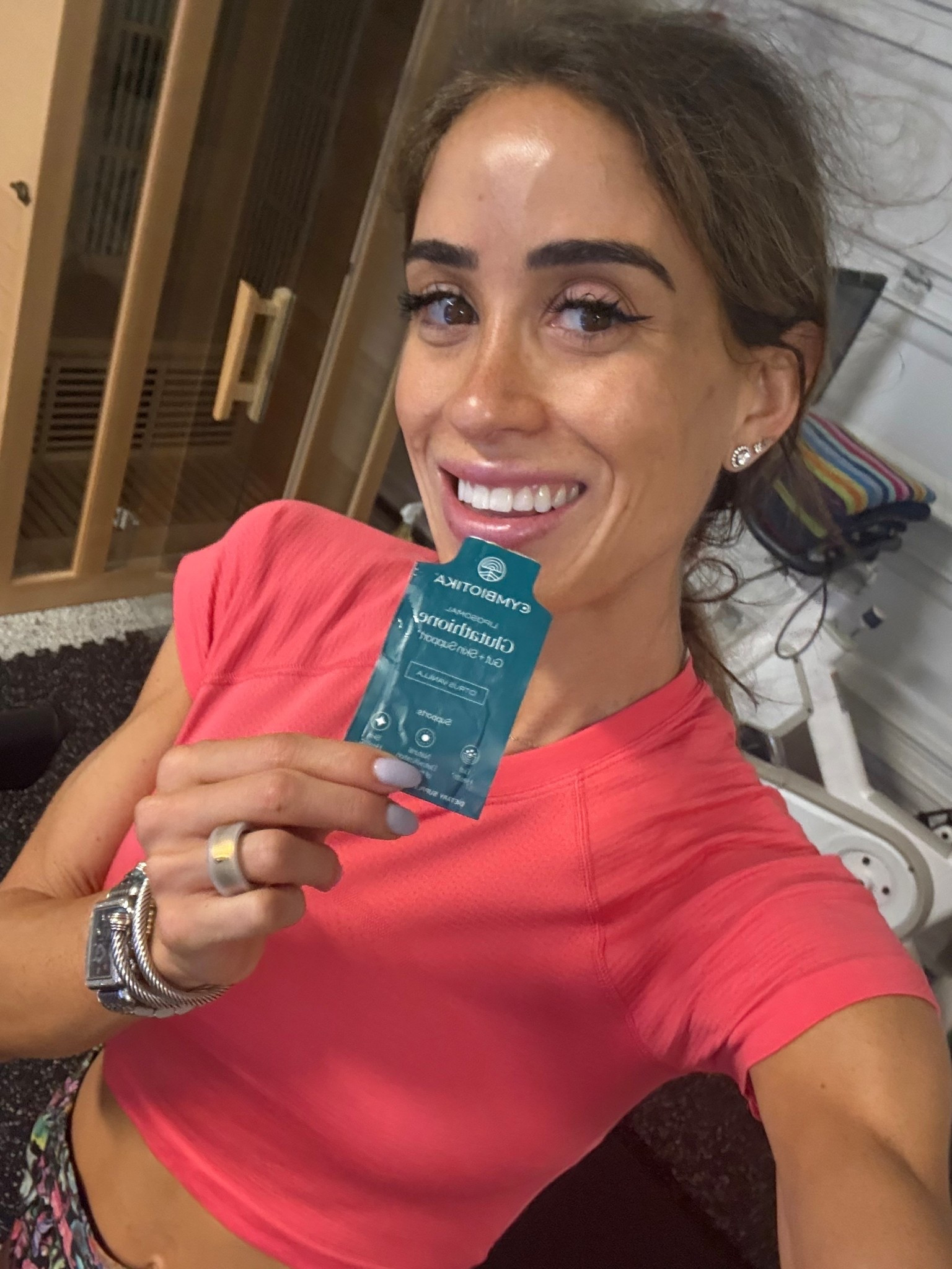 I take this glutathione 6/7 mornings a week. Game changer for overall health and detox 

#LTKfitnessgoals #LTKmorningroutine