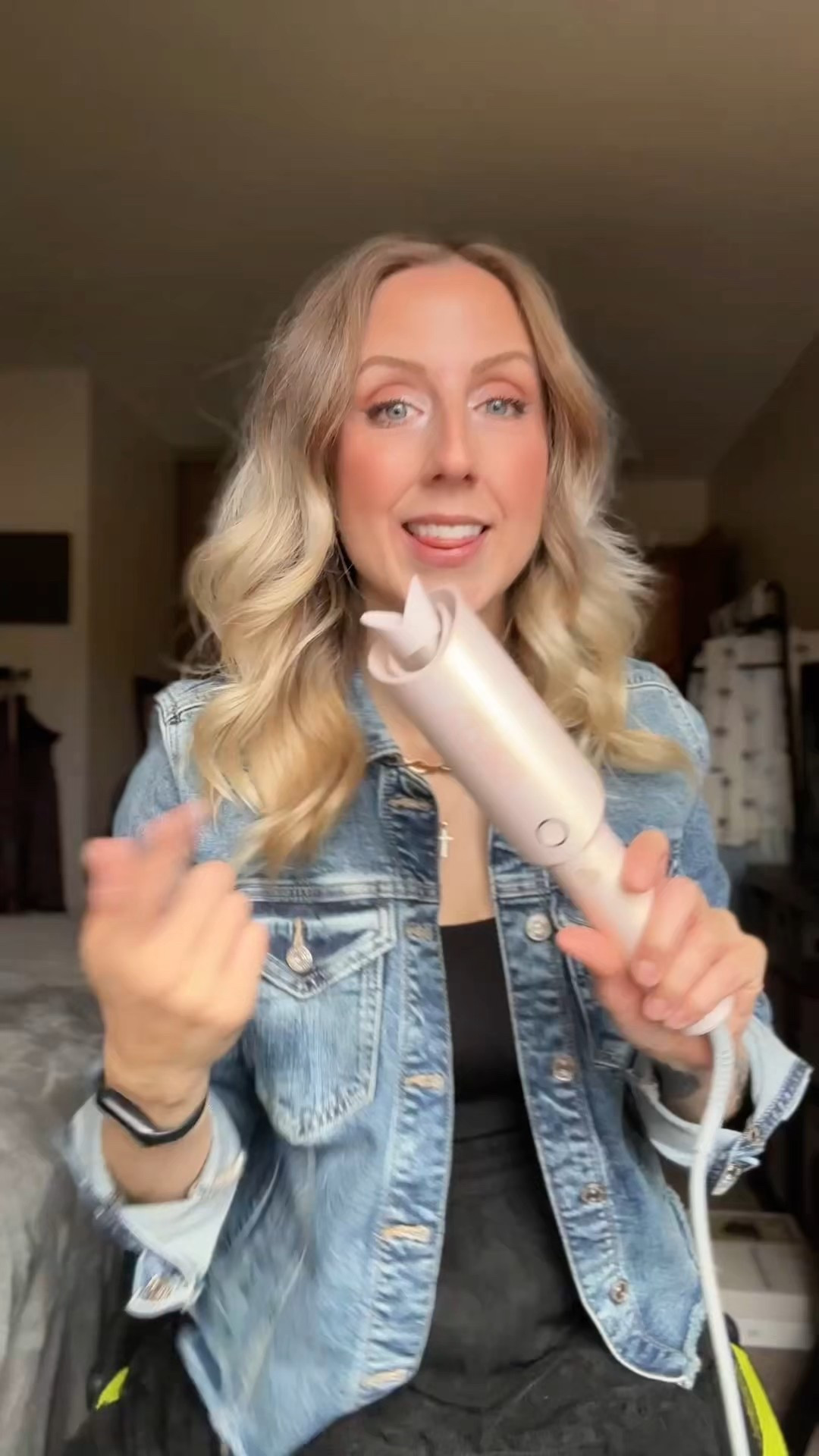 The best curling iron 

#LTKGiftGuide #LTKCyberWeek #LTKHoliday