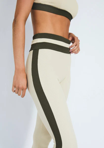 Autumn Legging | Devon Windsor