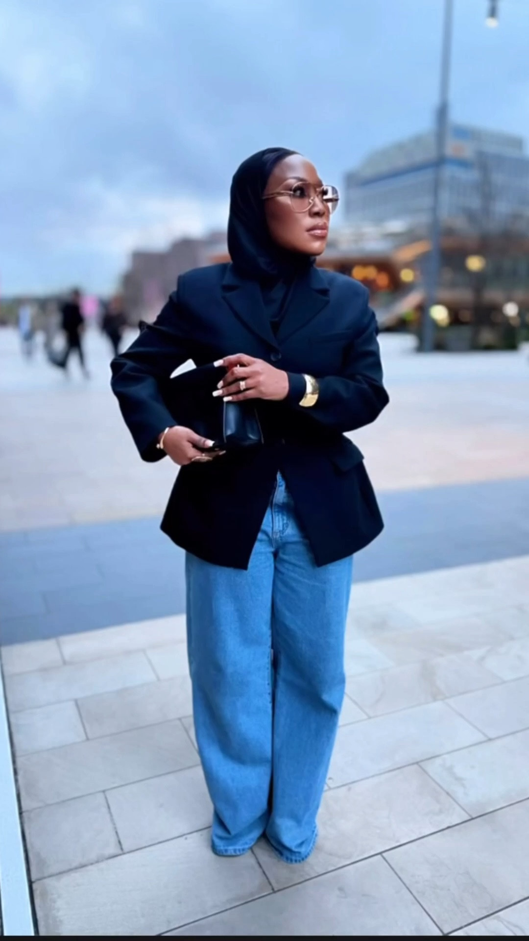 @Revolve @ASOS @amazonfindsandfashion @sophtbabe @Zara 

#LTKspring #LTKjeans #LTKeurope