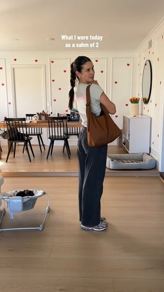 Simple outfit 

#LTKfindsunder100 #LTKVideo #LTKstyletip