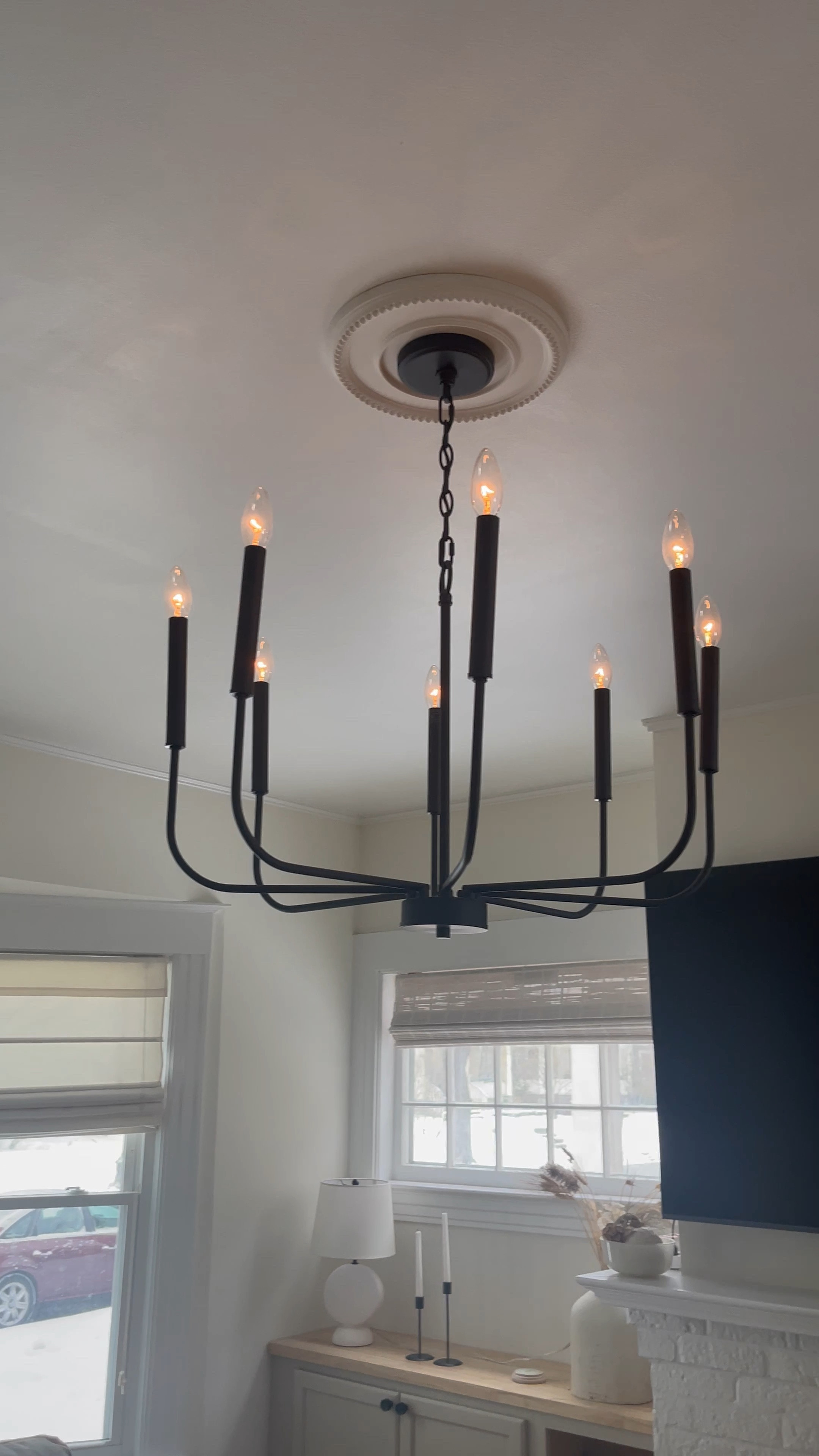 Small living room chandelier decor inspiration 

#LTKhome