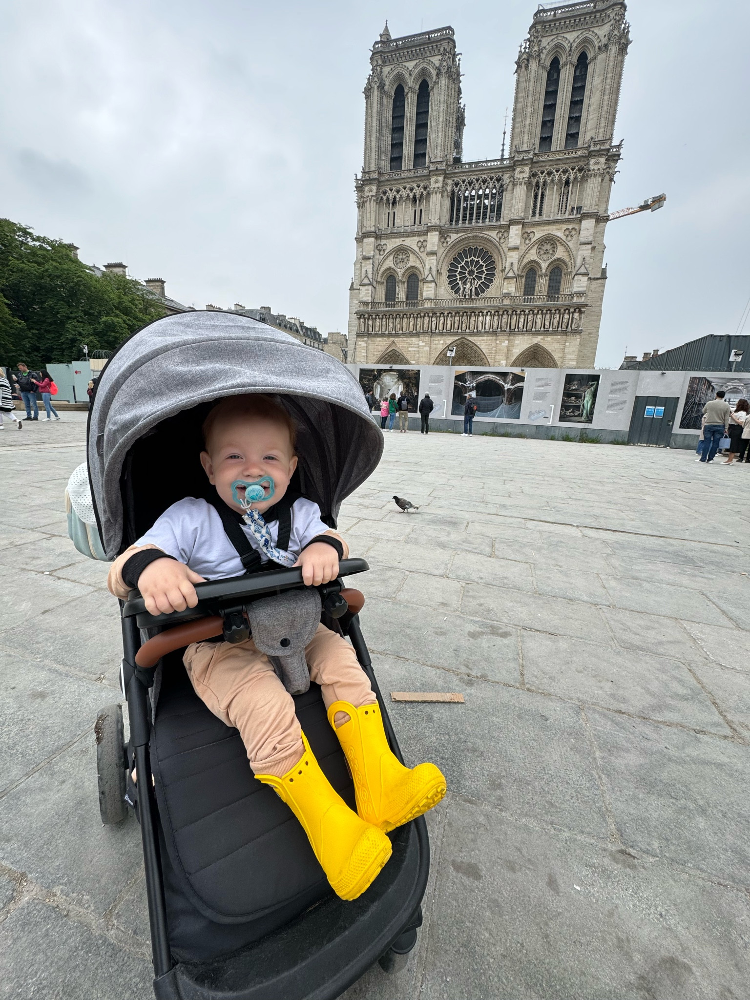 Y’all are loving the rain boots on this one and we love them too! Thick material and *TWO* side handles to make it easier to get your kids foot in and out.

Size up one or two sizes in winter so they can wear thick socks with the boots ☔️ 

For those outside of USA - dm me for link 🩵

#LTKKids