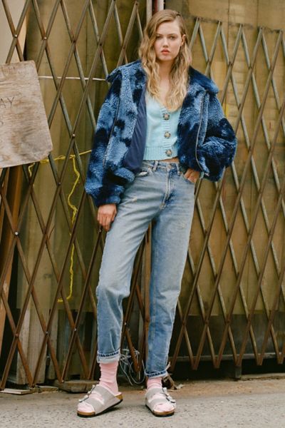 BDG Mom Jean - Light Wash - Blue 24 at Urban Outfitters | Urban Outfitters (US and RoW)