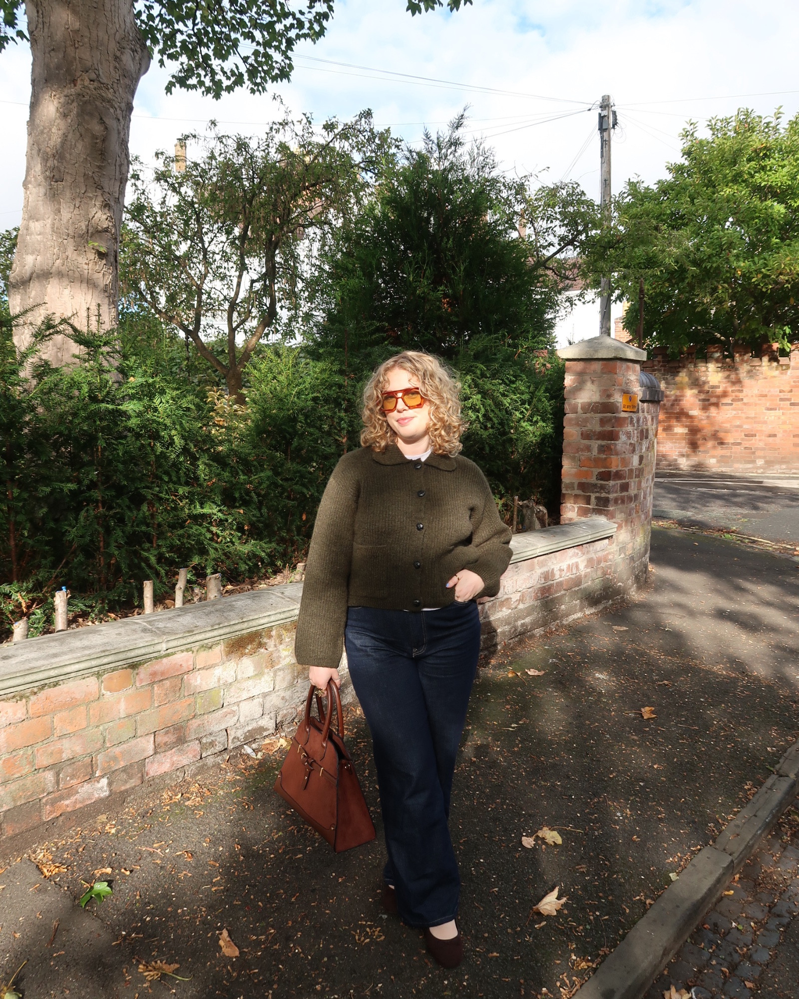 Autumn outfits on a sunnday are a match made in heaven #newlook #autumnfashion #darkwashjeans 

#LTKpetite #LTKautumn