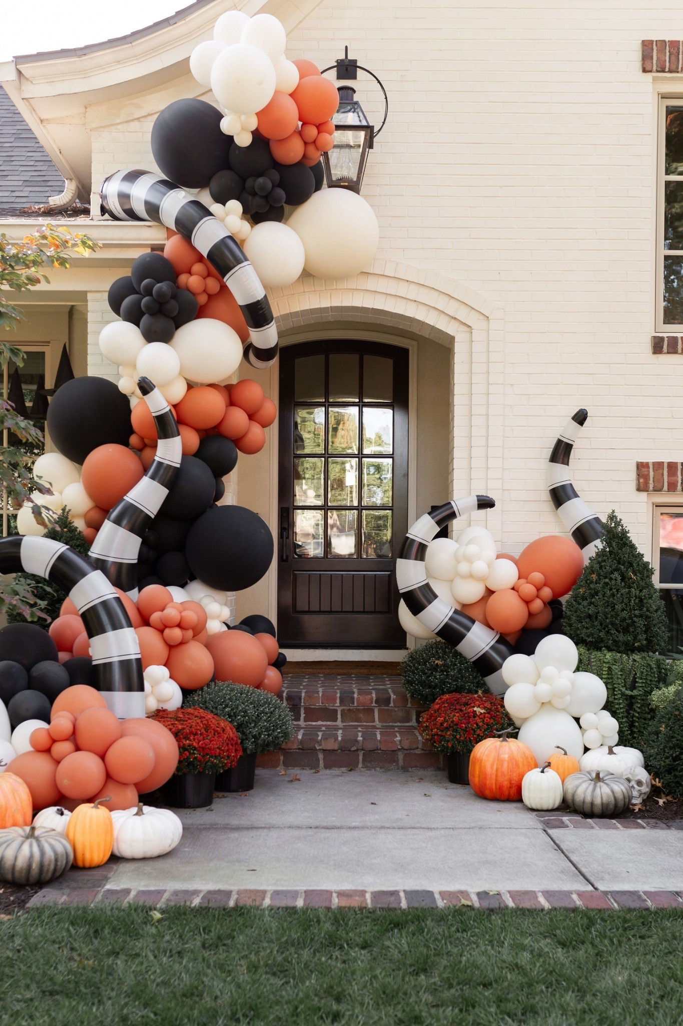 It’s that time of year to start getting the fall pumpkins out and a little spooky! I love these outdoor pumpkins! This will be our 6th season with them. I put them out in September and then add some real ones once we go to the pumpkin patch 🙌🏼 Can’t beat 50% off. 

#LTKFallSale #LTKHalloween #LTKSaleAlert