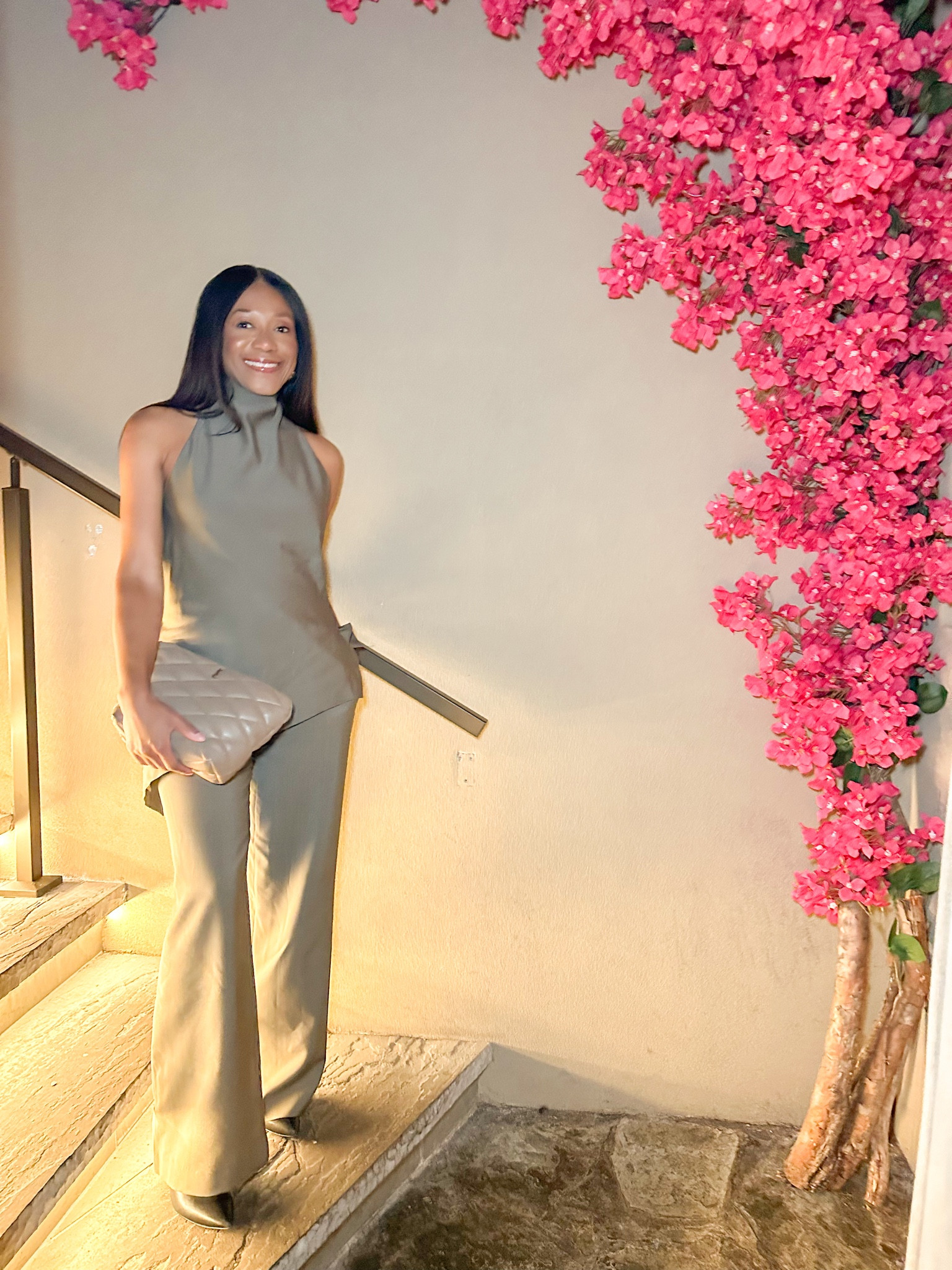 I love me good coordinated outfit set! This one is from Zara but I’m sharing below some other outfit sets I’ve eyeing for the fall season.

Fall outfit, thanksgiving outfit, coordinated set, outfit set, matching top and bottom, what to wear, holiday outfits