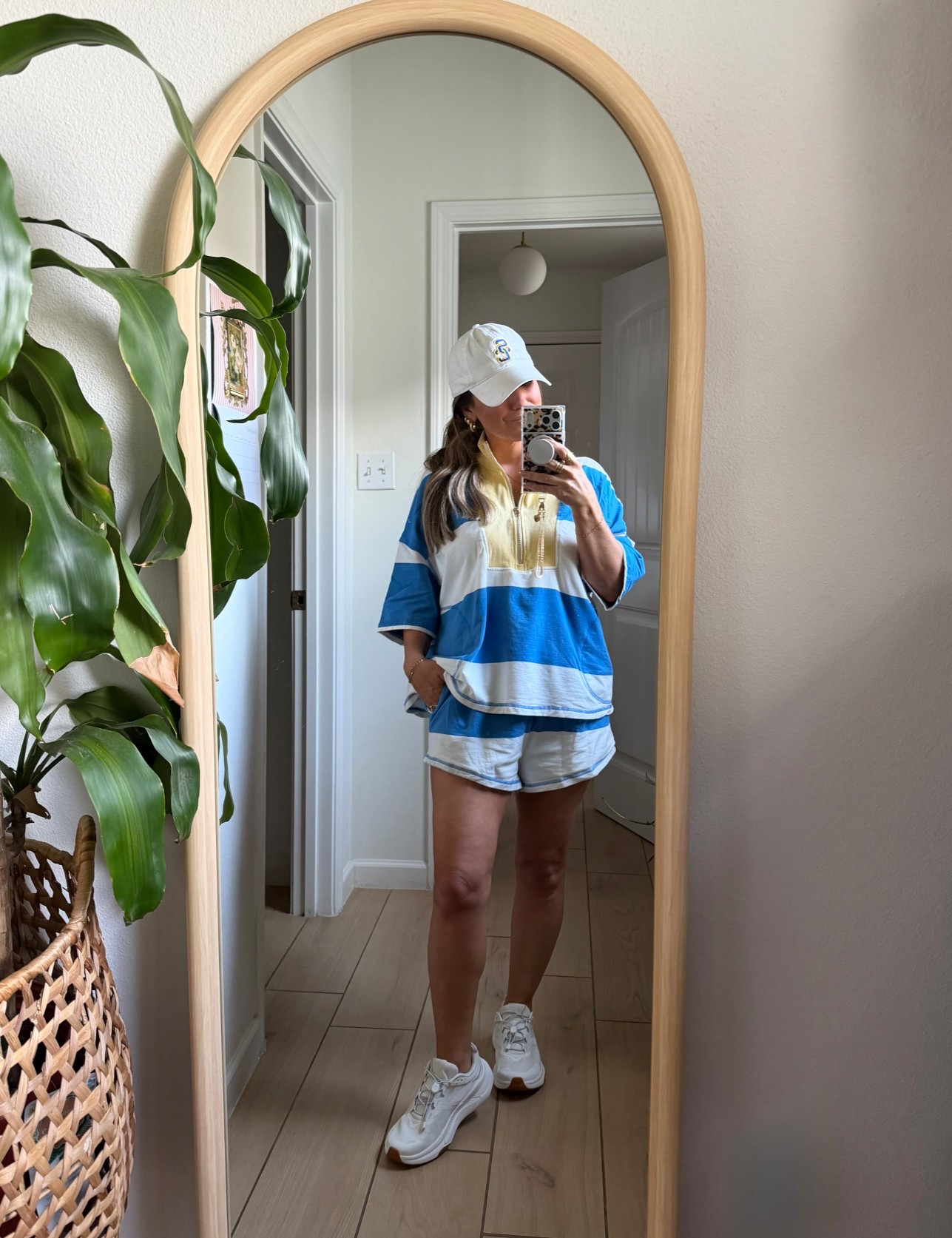 Baseball mom outfit ~ love this Amazon look for less fit!! Comes in so many color options. Wearing size medium. 

#LTKmomlife #LTKOver40 #LTKdayinmylife