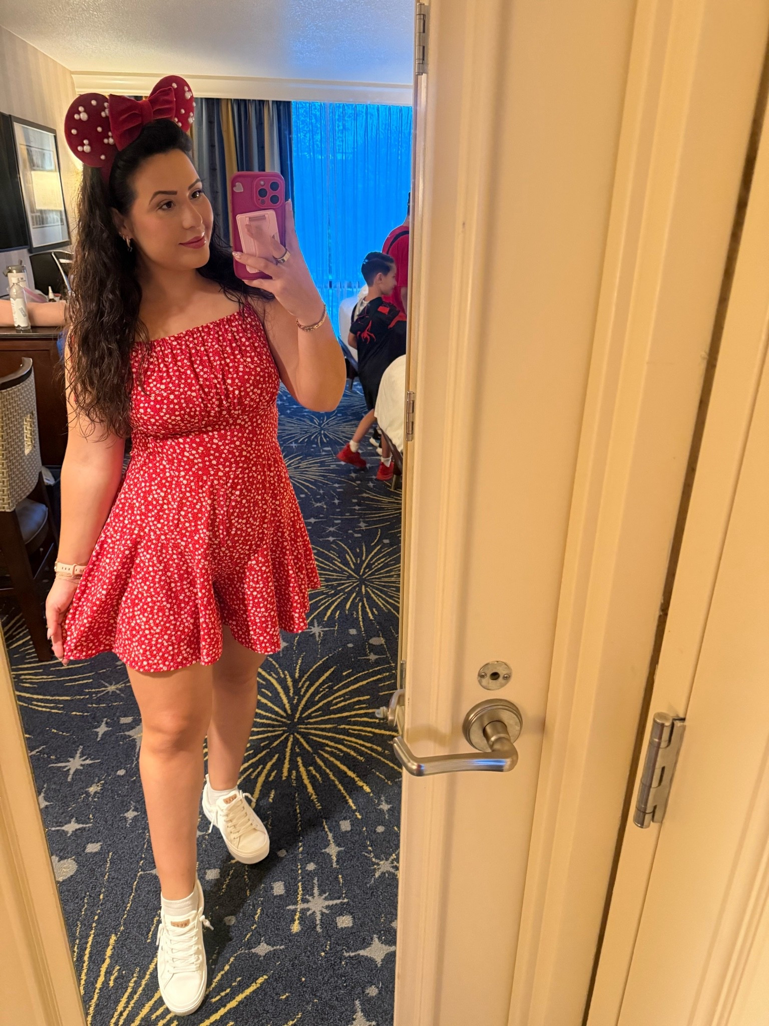 Disney outfit

#LTKMidsize #LTKmomlife #LTKdayinmylife