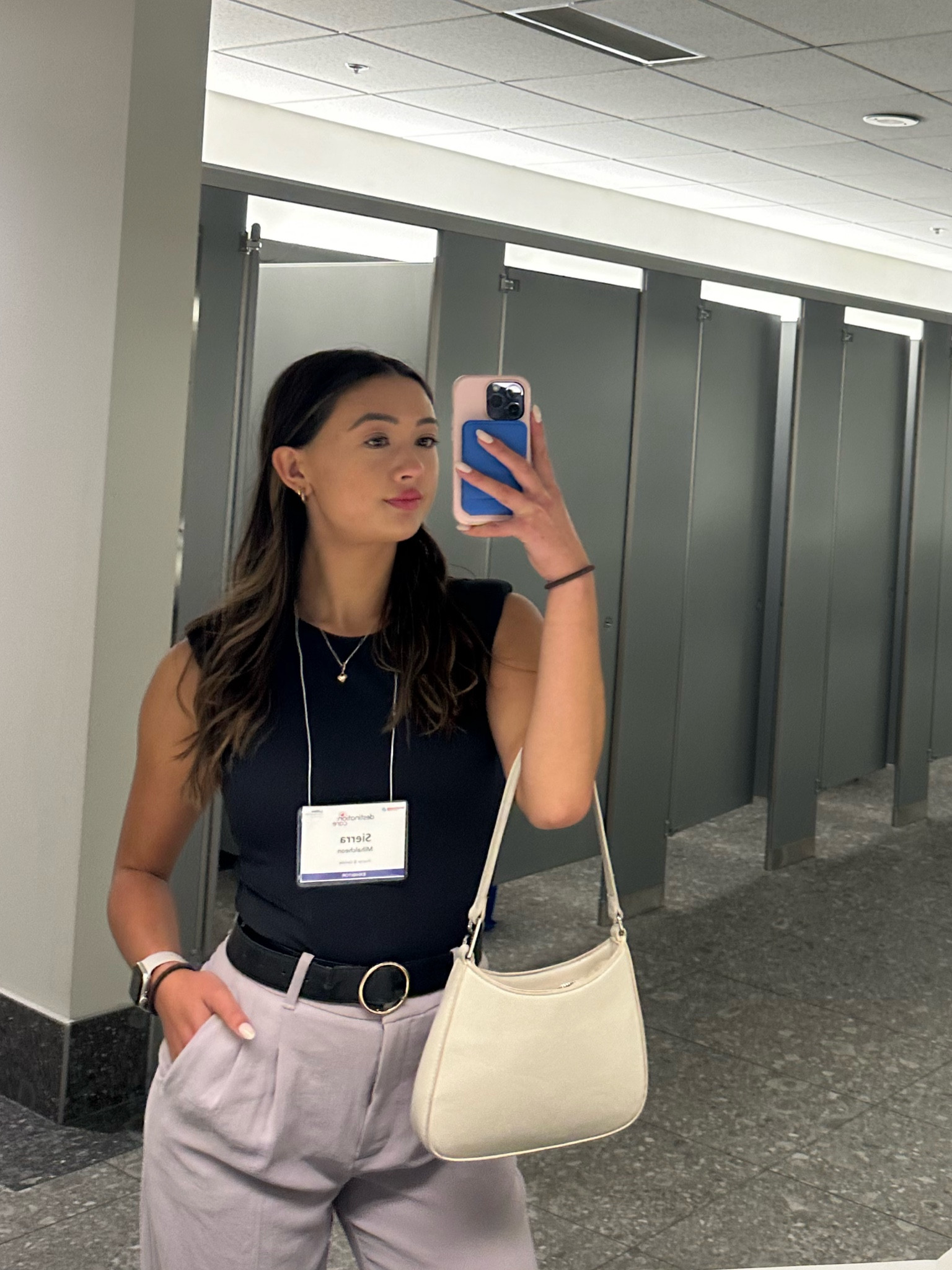 Convention fits 

#LTKsummer #LTKworkwear #LTKcanada