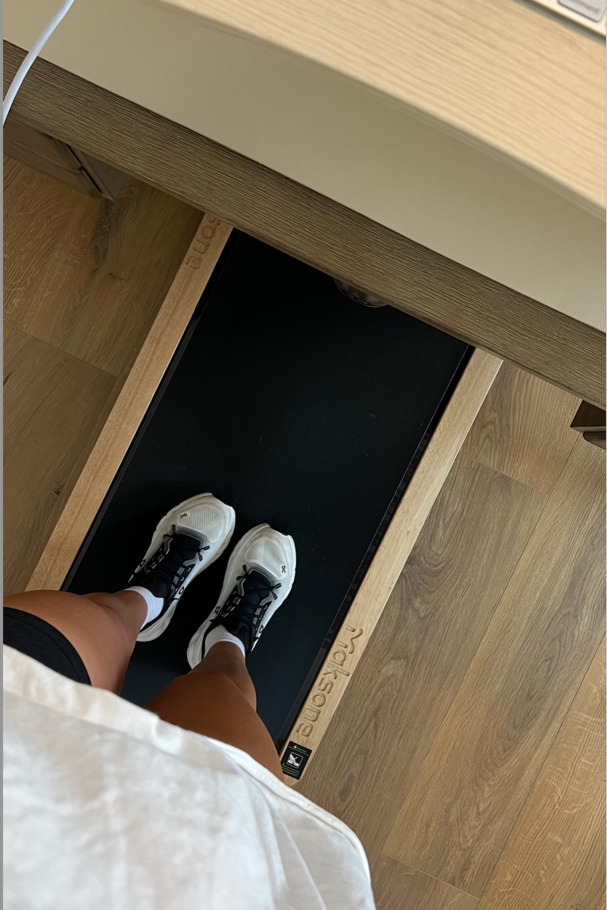 How I stay active while I work from home


Fitness, activewear workout, sneakers, walking pad, office decor, pedometer, adjustable desk, tennis shoes, fall fashion, amazon finds, gym gearr

#LTKFitness #LTKActive #LTKStyleTip