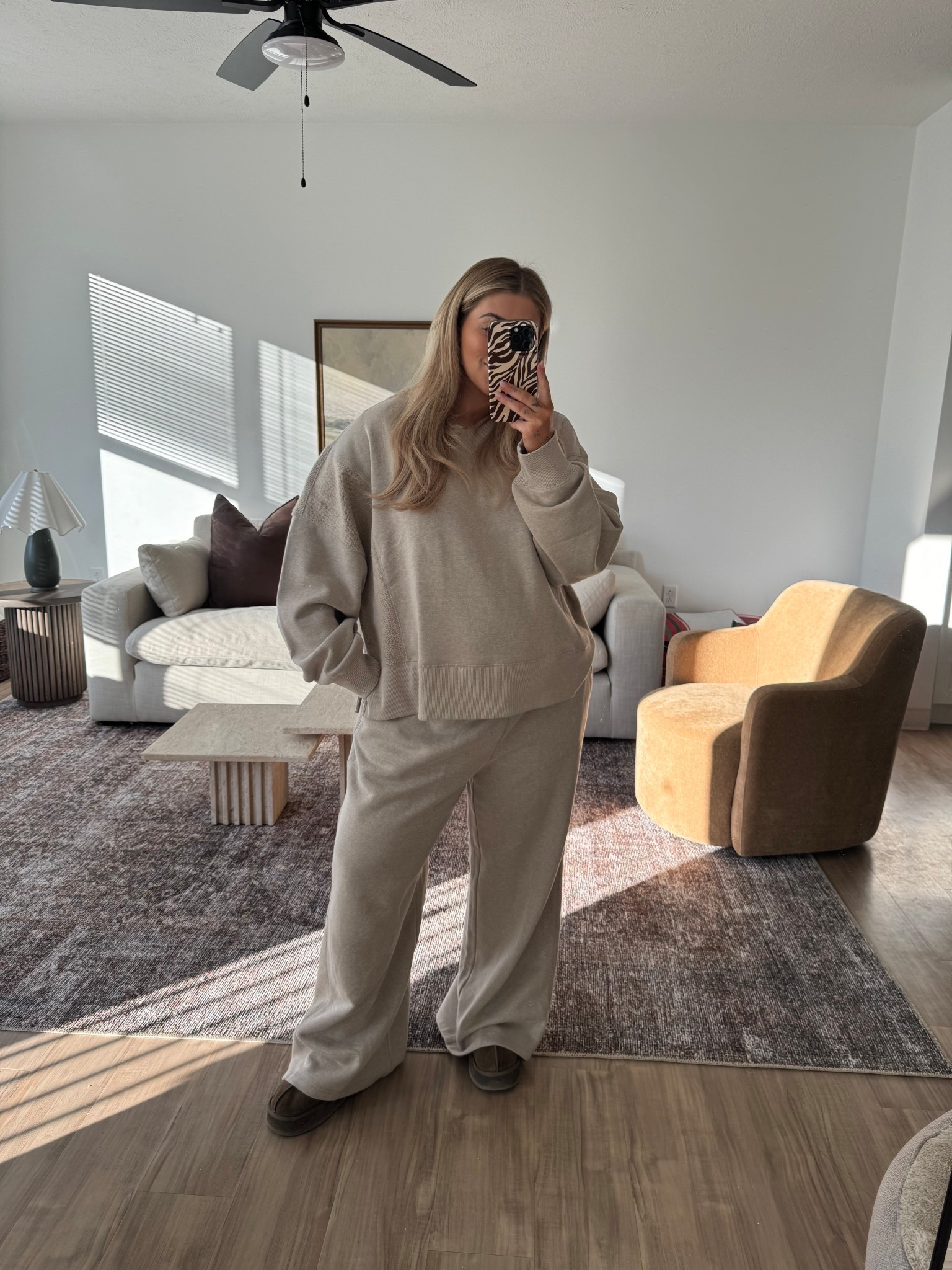 Wearing a size XL in both!🤍