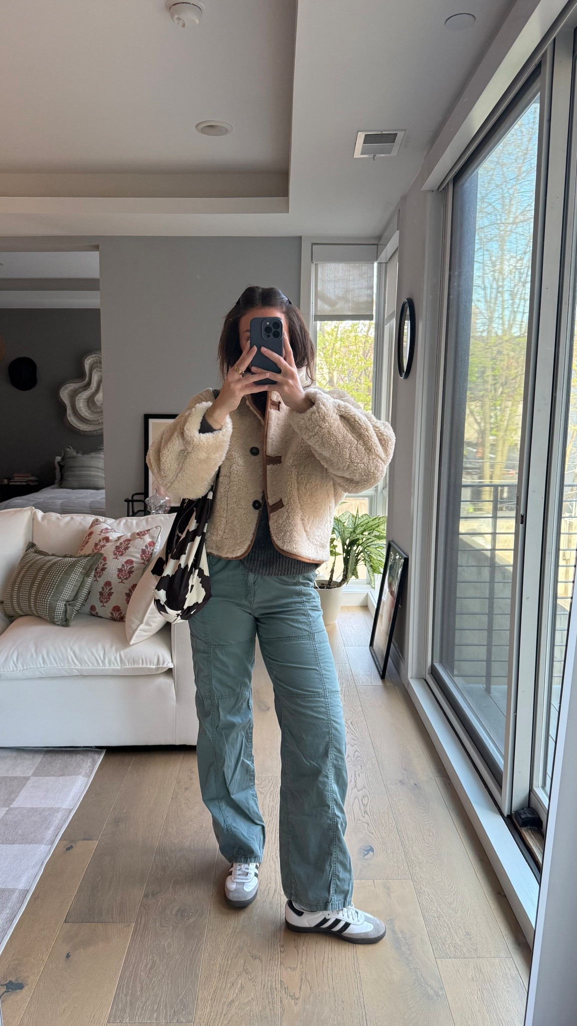 cargos are secondhand but linking similar styles! 

#LTKootd #LTKdayinmylife #LTKSeasonal