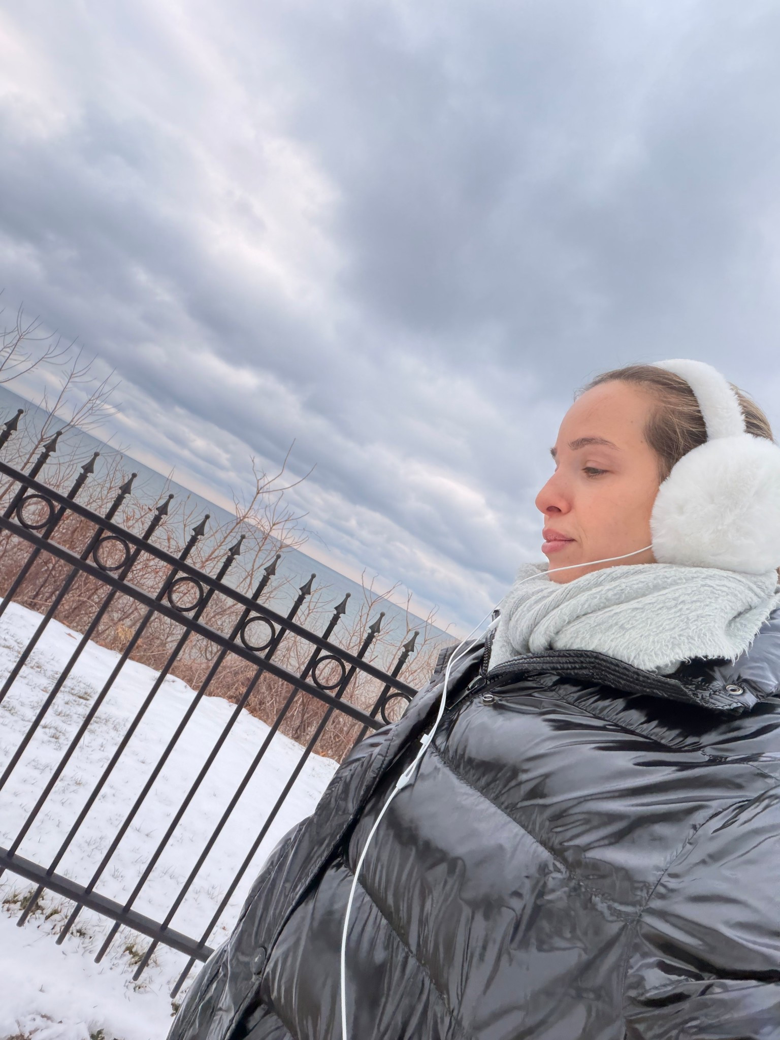 Canadian winter 🥶🚶‍♀️🎧

#LTKwinter #LTKcanada #LTKstyletip