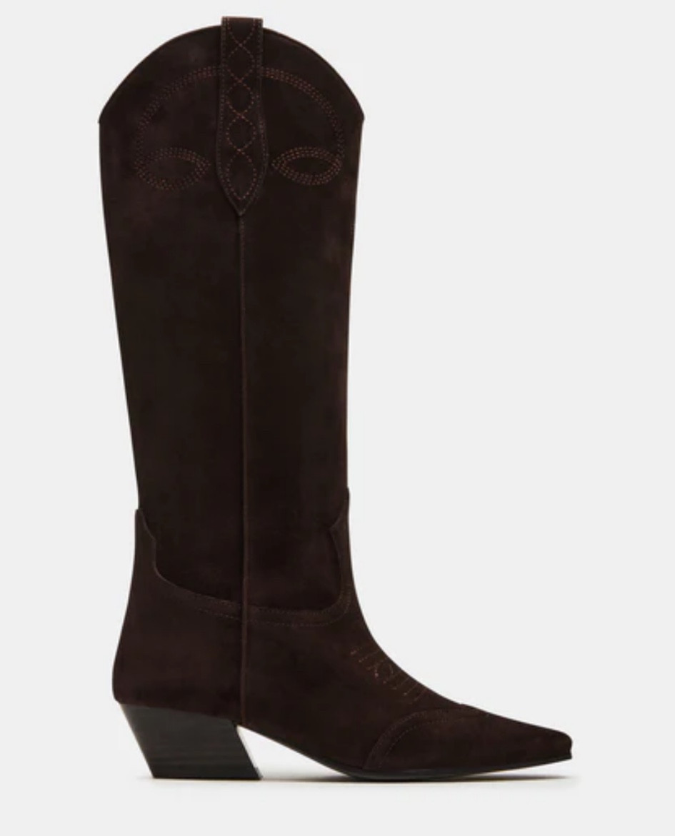 My new fav boots for fall 🍂 