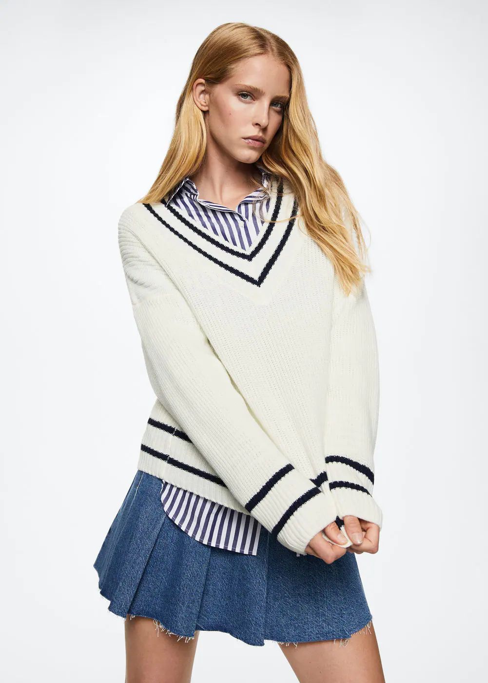 V-neckline oversize sweater -  Women | Mango USA | MANGO (US)