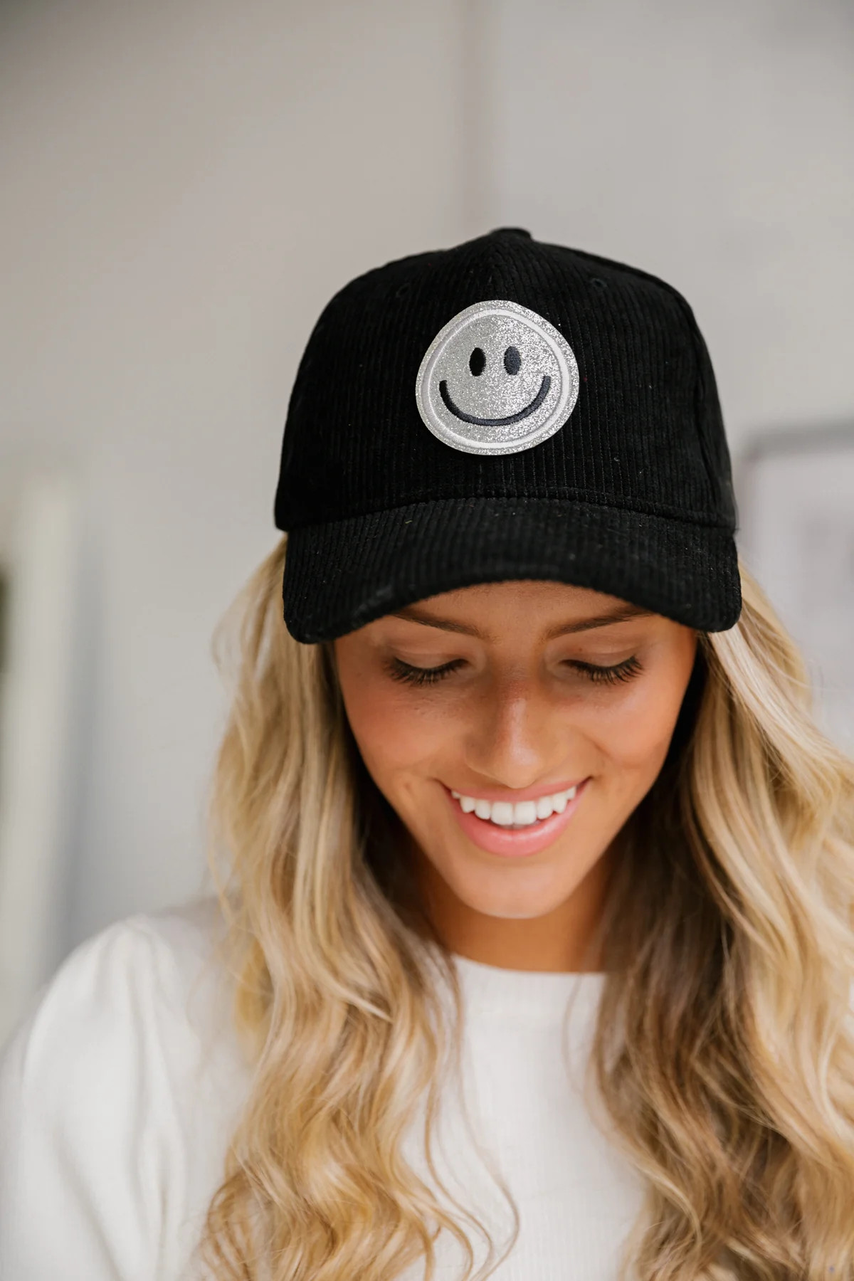 ALL SMILES CORDUROY PATCH HAT | Judith March