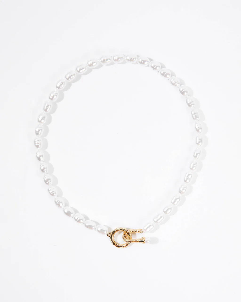 Garrette Pearl Toggle Necklace | VICI