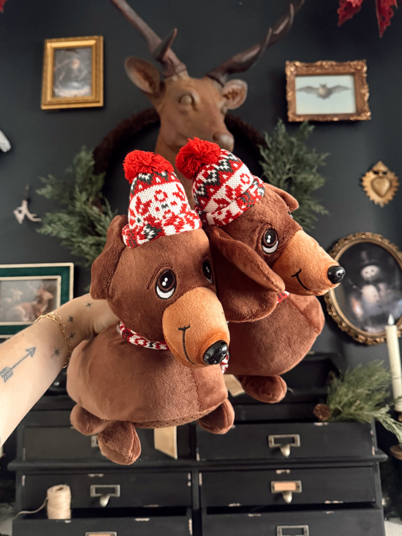 Cute slippers great for gifting!


#LTKGiftGuide #LTKHoliday #LTKCyberWeek