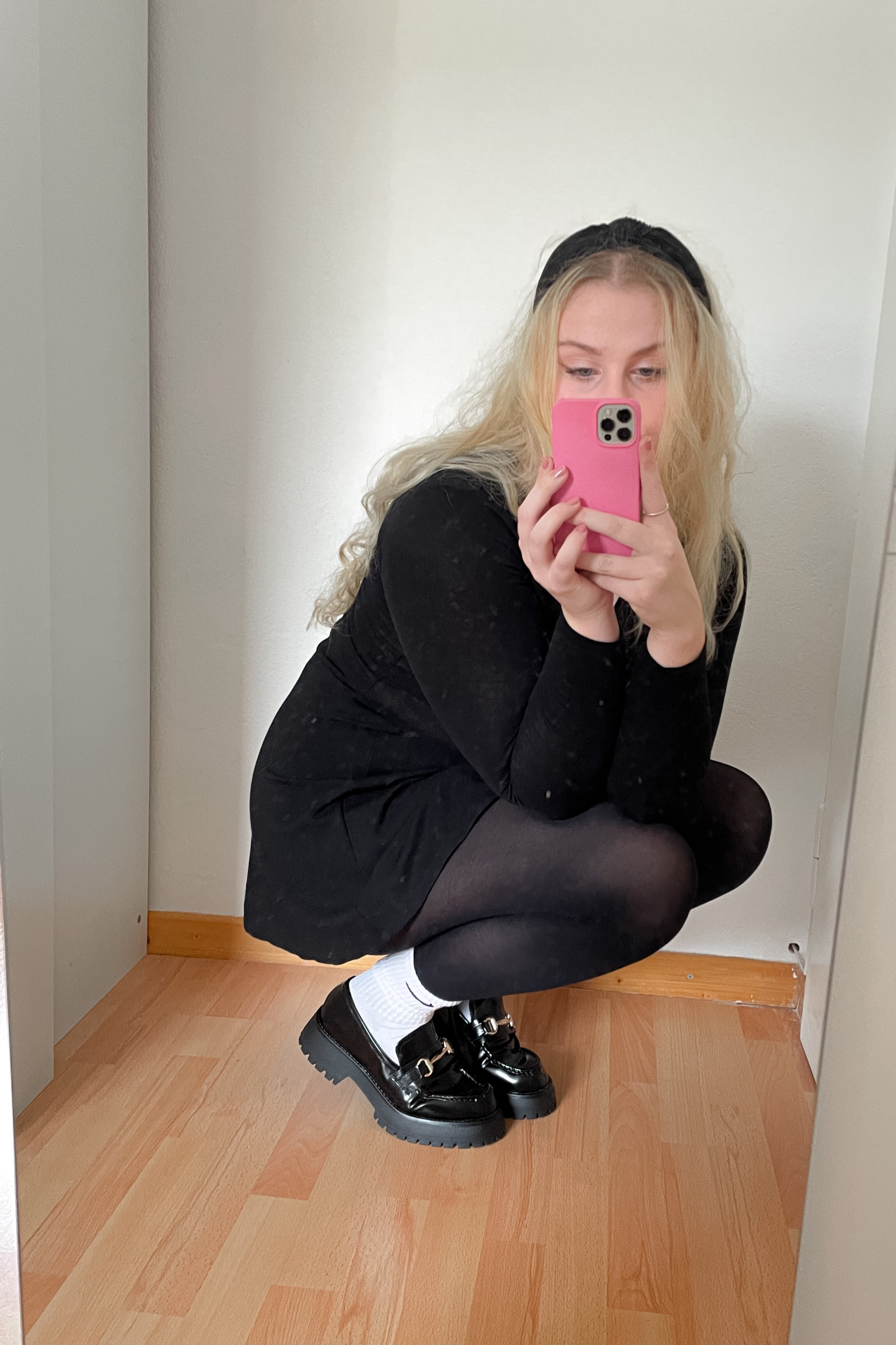 All black outfit with loafers and Nike socks, skirt and cute headband 

#LTKeurope #LTKstyletip #LTKfit