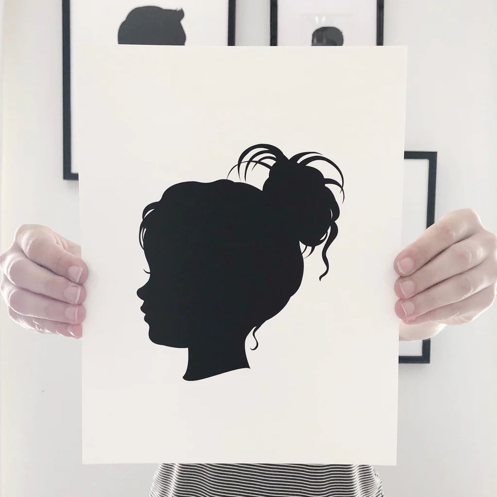 Vana Chupp Studio | Classic Silhouette Portrait - Single | Vana Chupp Studio