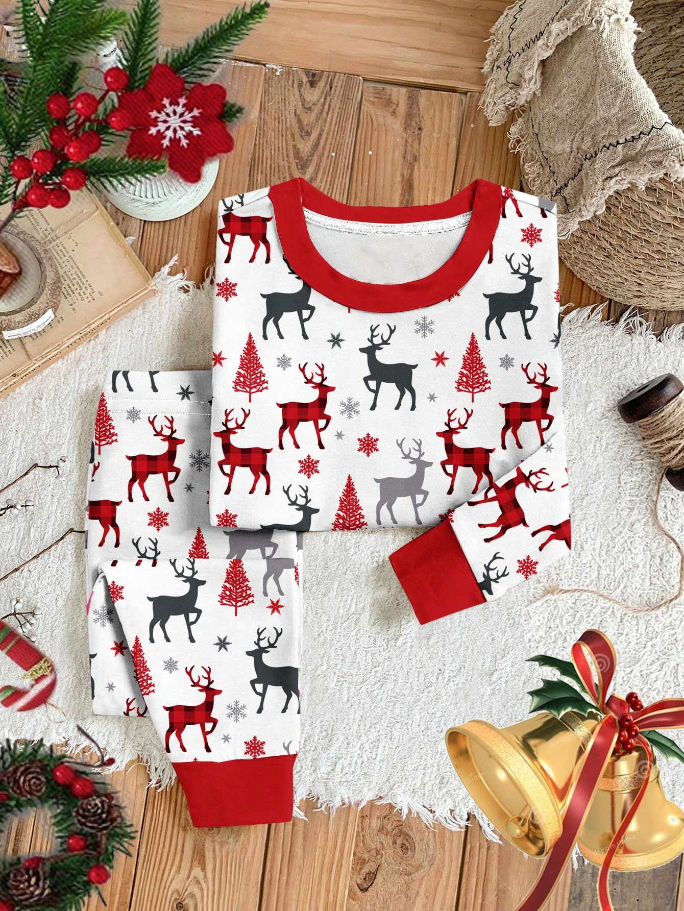 SHEIN Young Boy Christmas Reindeer Pattern Casual Round Neck Long Sleeve Top & Pants Thick Warm S... | SHEIN