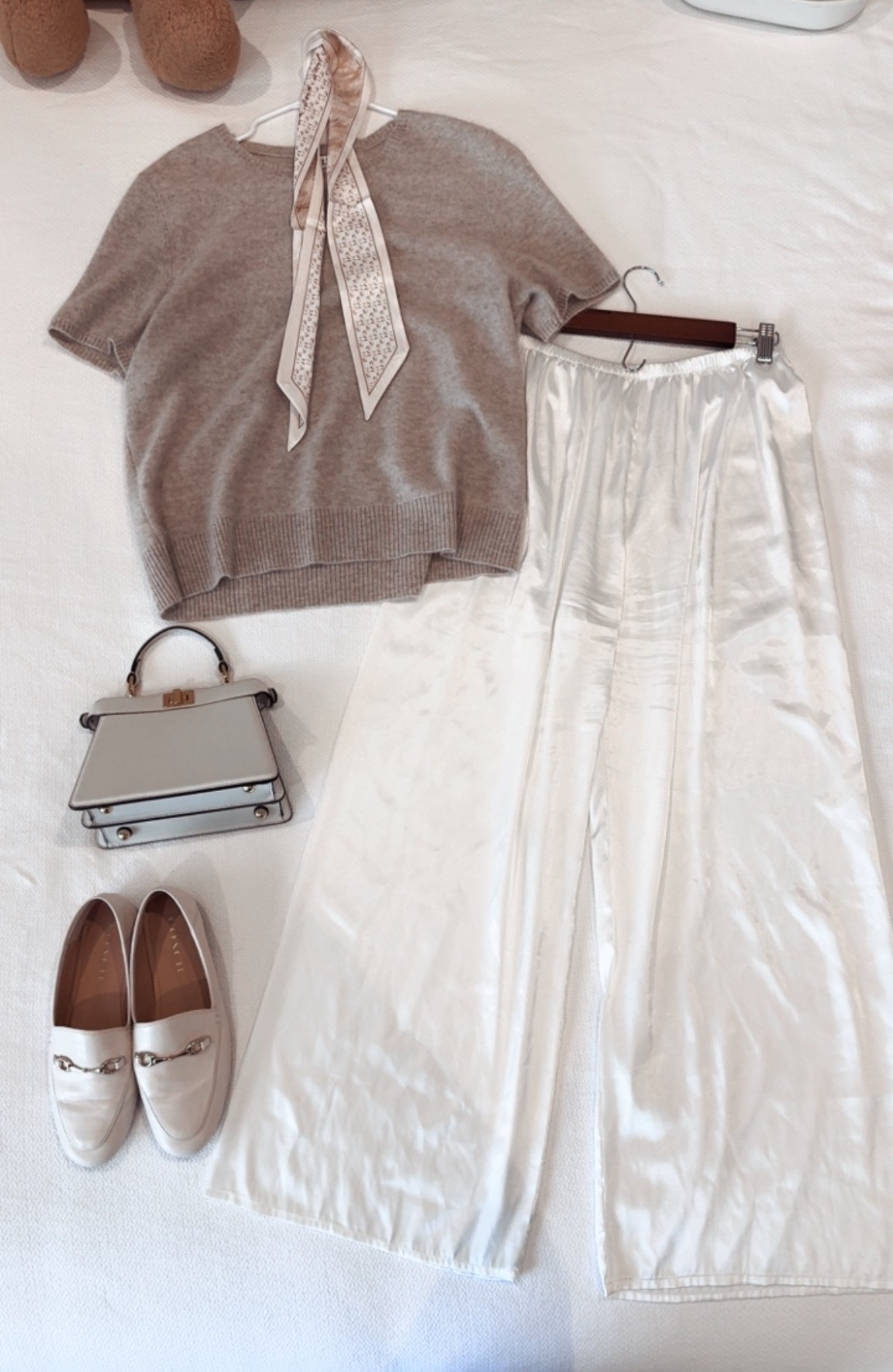 Silk & cashmere 

#LTKootd #LTKWorkwear #LTKmomlife