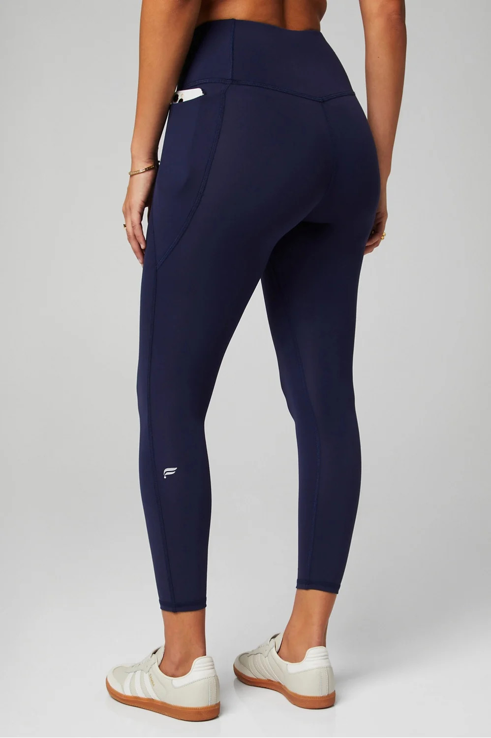 Oasis PureLuxe Crossover 7/8 Legging | Fabletics