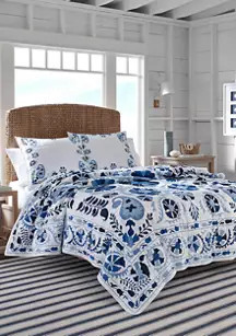 Corolla Quilt | Belk