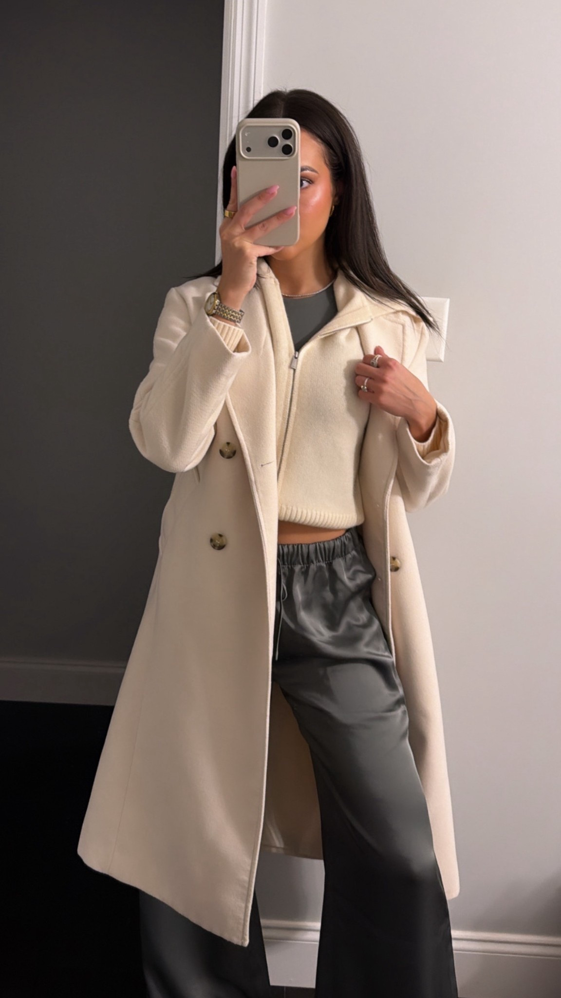 Tank top size small
Cashmere zip up size small
Pants size medium
Coat size small (last season H&M)

#LTKWorkwear #LTKgrwm #LTKootd