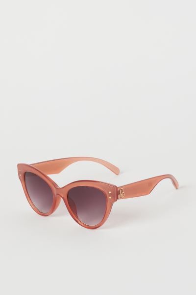 Brock Collection x H&M. Butterfly-shaped sunglasses with plastic frames and plastic sidepieces wi... | H&M (US + CA)