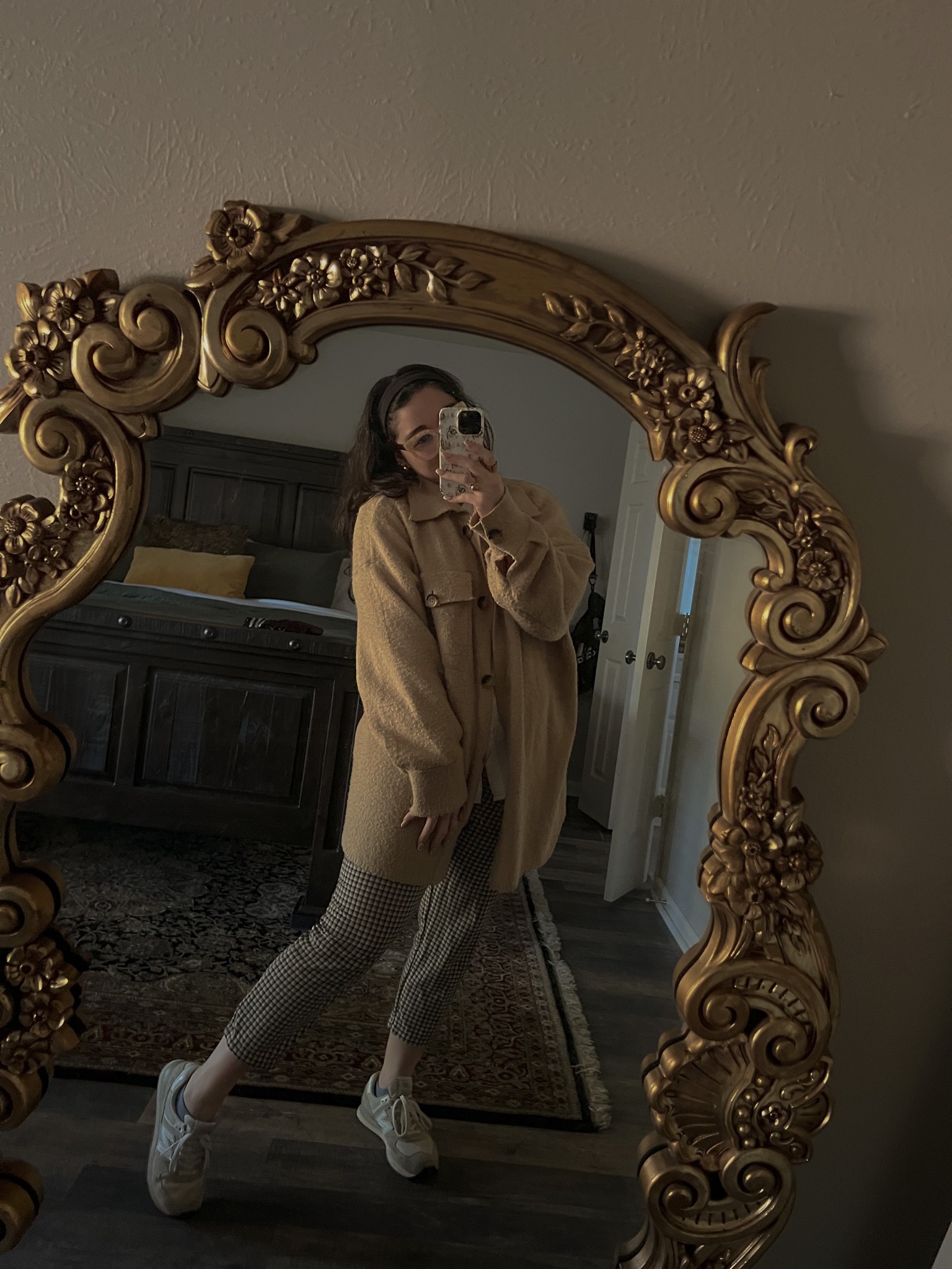 I love wearing this big cardigan for a simple yet cute fix for when it gets a bit chilly. I’m wearing an XL which is perfect to wrap around my body like a blanket! 

#LTKU #LTKSeasonal #LTKHoliday