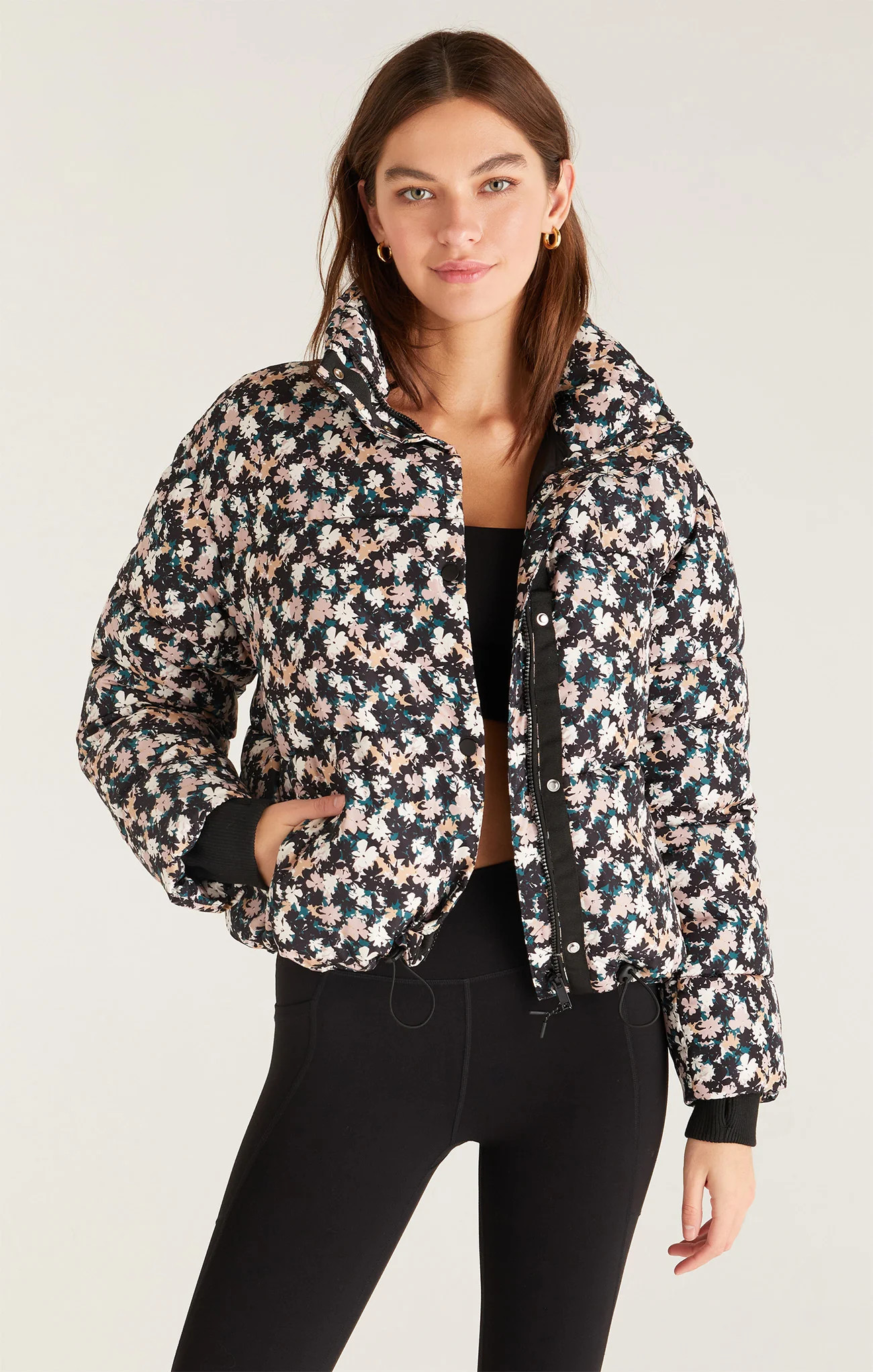 Z SUPPLY Activewear Women's Parker Floral Puffer Jacket, Black, Extra Small | Z Supply