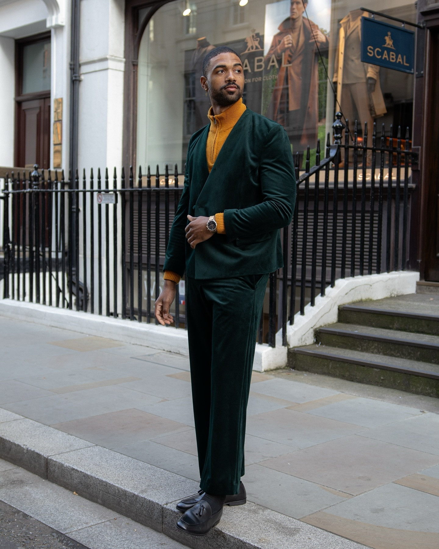 Velvet moves in the city. clean lines, bold energy, all day finesse.

What do you think of this look? 

Save for later 🖤

Green Velvet Suit, Green Suit Outfit Ideas, high-end street style, smart casual ,OOTD, outfit inspo, UK fashion, autumn outfits ideas, streetstyle look, London street style, outfit of the day, autumn fashion style inspiration, outfit details, men’s fashion 

#MensStyle #Menswear #greensuit #streetstyle #MensFashion #autumnvibes #autumnfashion #londonfashionblogger #mensfashionblogger #outfitoftheday #mensstreetstyle

#LTKuk #LTKeurope #LTKmens