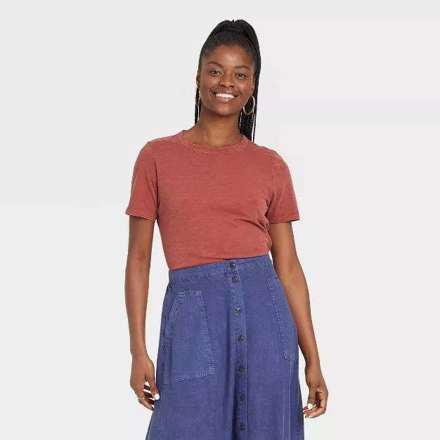 Women's Short Sleeve T-Shirt - Universal Thread™ | Target