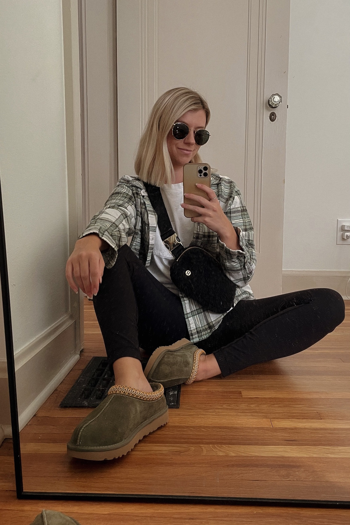 Uggs slippers and my favorite on the go belt bag! 

#LTKitbag #LTKshoecrush #LTKunder50