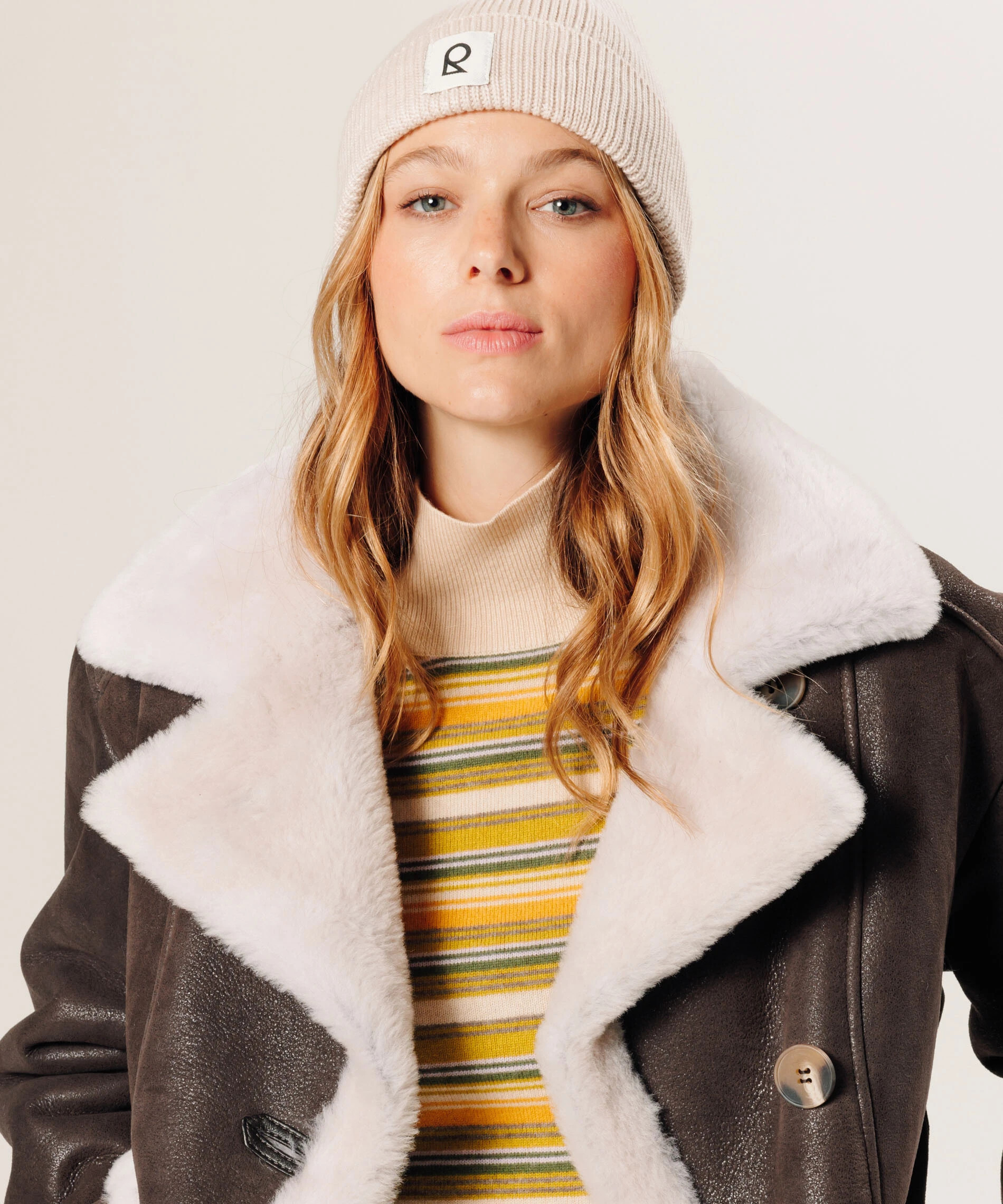 Veste croisée en peau lainée		marron | Rodier