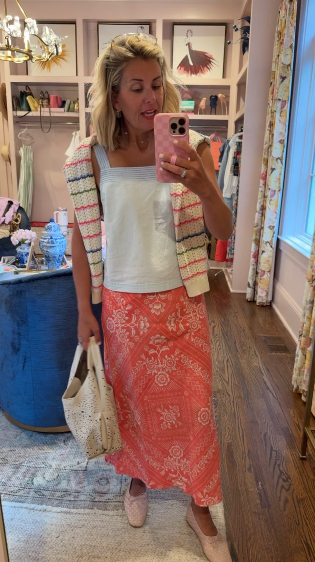 OOTN- xs top, xs skirt, xs sweater

This just in… use code CATHERINE15 to shop and save sitewide at Mersea!



#LTKdayinmylife #LTKSaleAlert #LTKootd