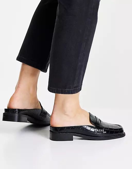 ASOS DESIGN Wide Fit Maximal 90s mule loafers in black croc | ASOS (Global)
