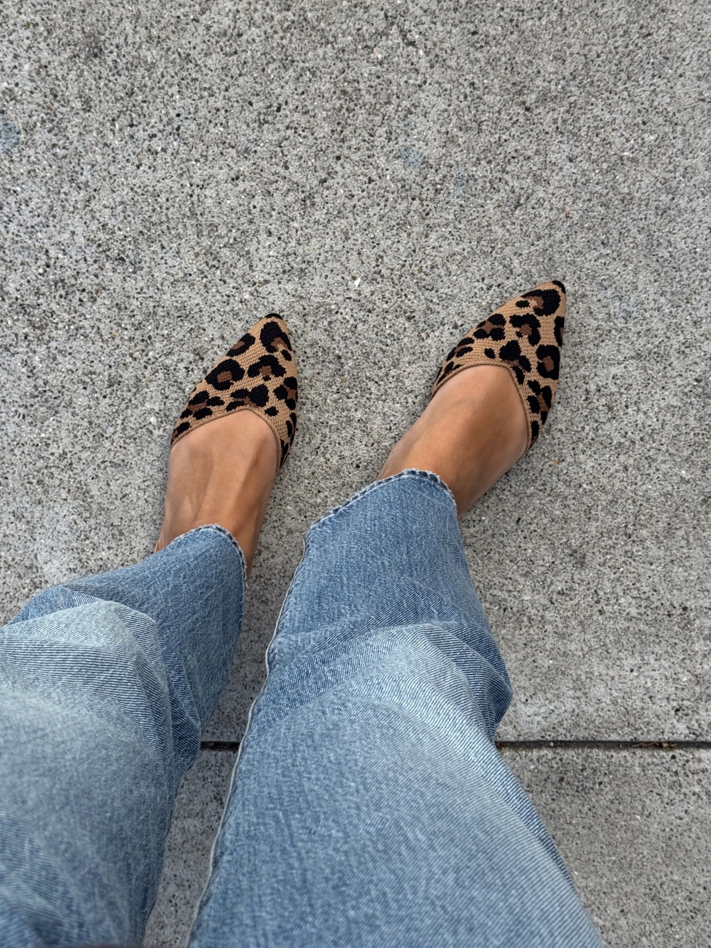 @rothys leopard print pointed flats. So chic for fall

Fall shoes, leopard print, leopard flats

#LTKootd #LTKSeasonal