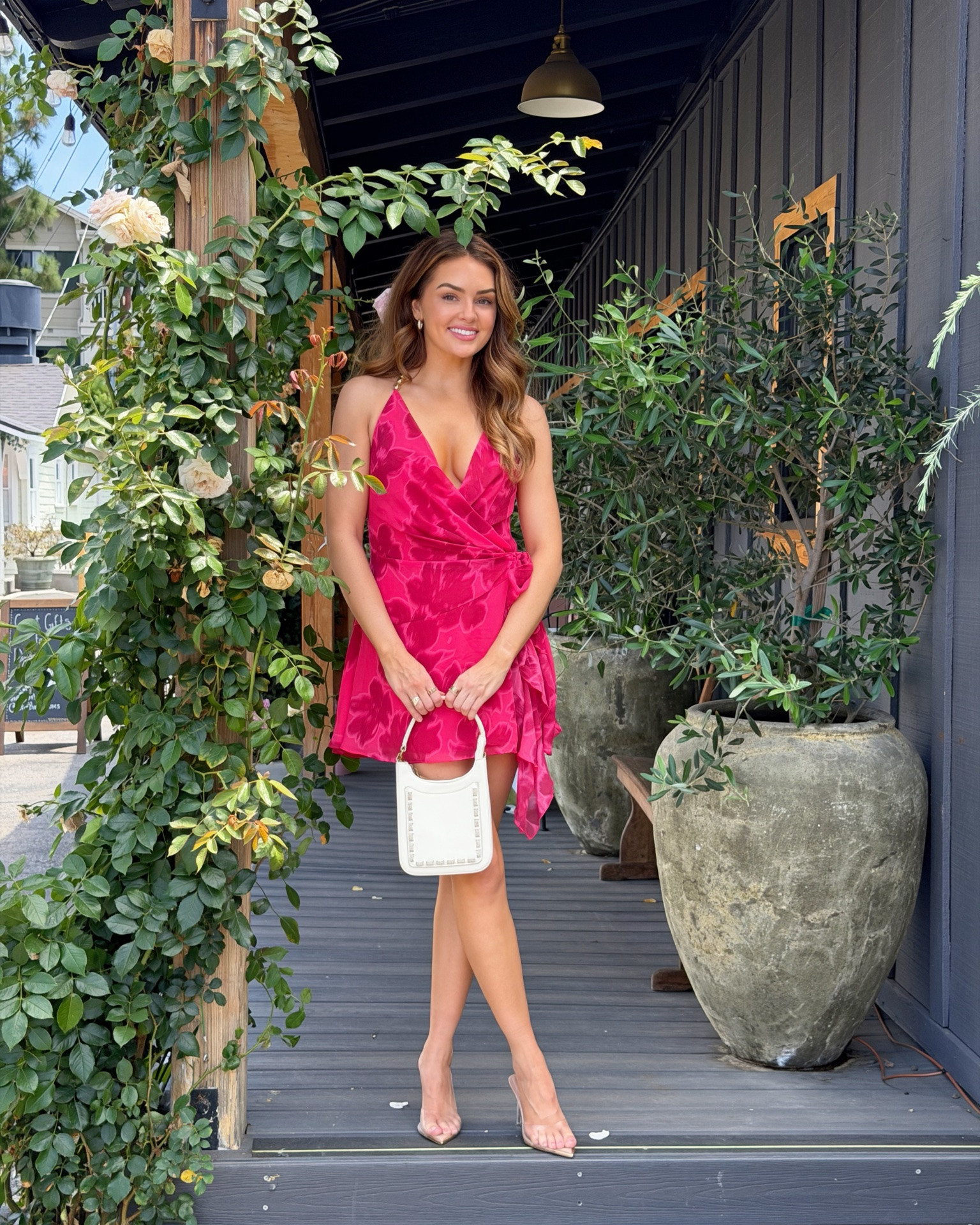Perfect summer dress for date night or girls night out!

#LTKootd
