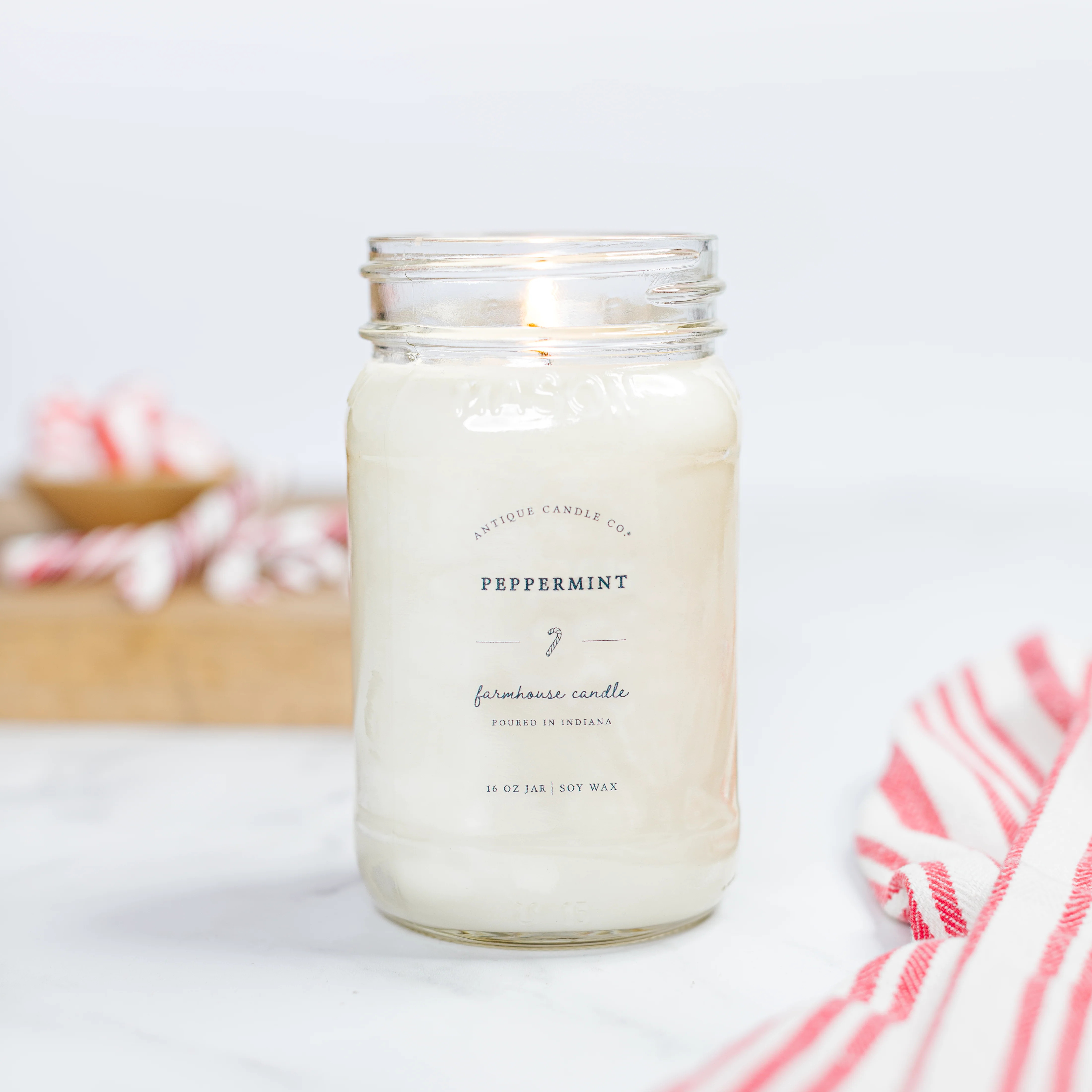 Peppermint 16 oz candle | Antique Candle Co.