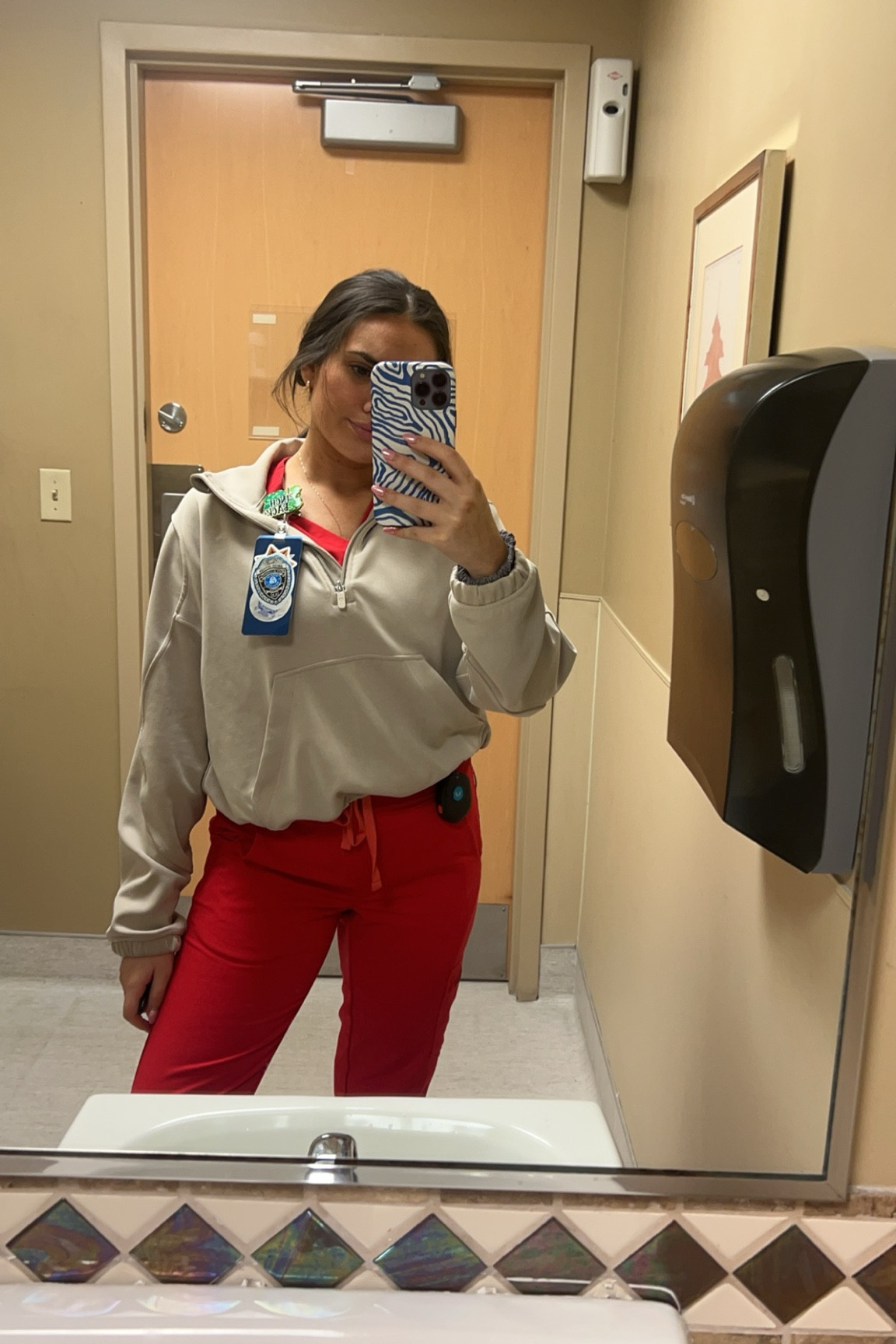 night shift er nurse ootd! loveee this new lulu softstreme jacket. I grabbed it in black too 🩷 I wear XS regular in top & bottom!

#LTKworkwear #LTKstyletip #LTKfindsunder50